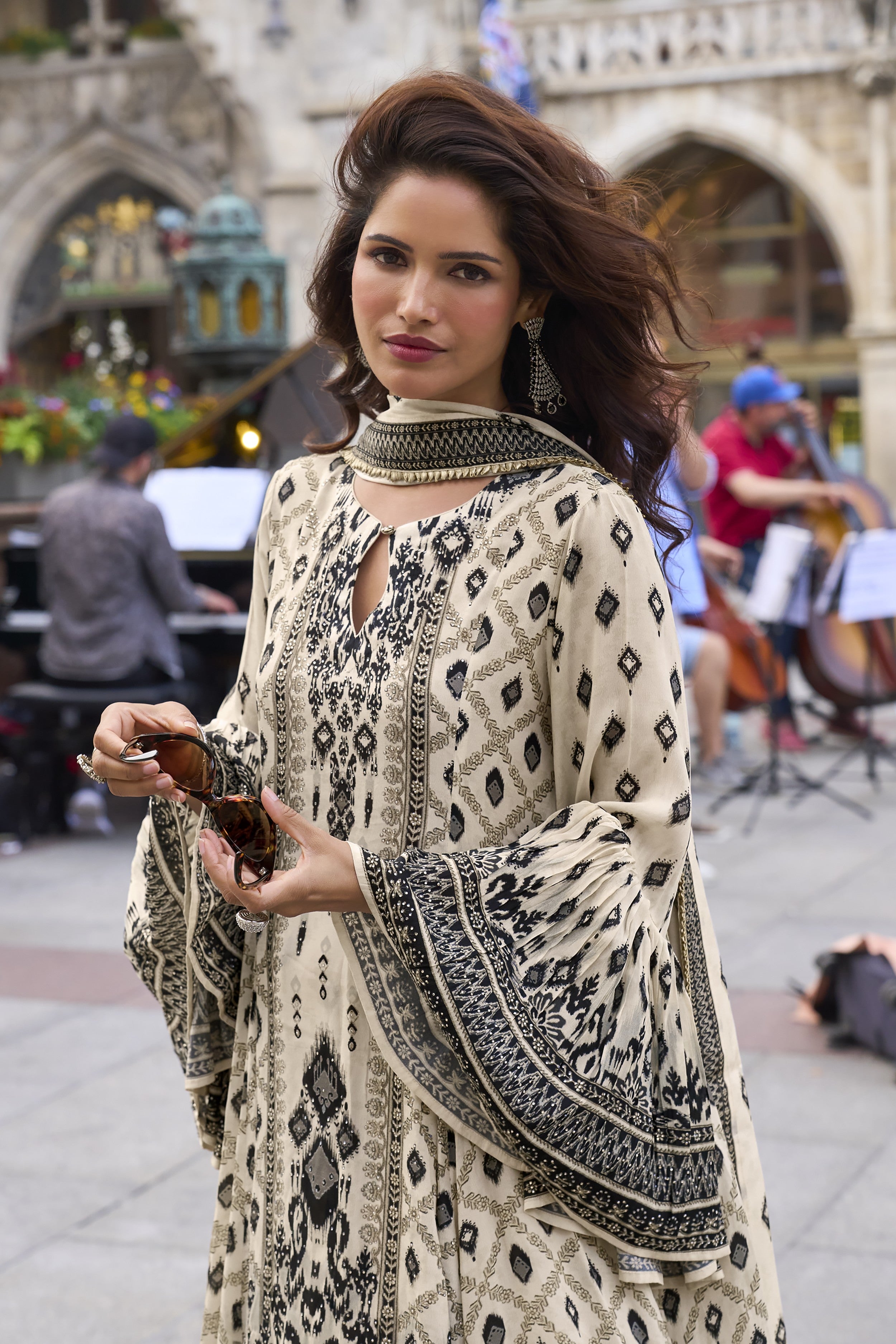 Heritage Muse – High-Low Kurta with Palazzo Set