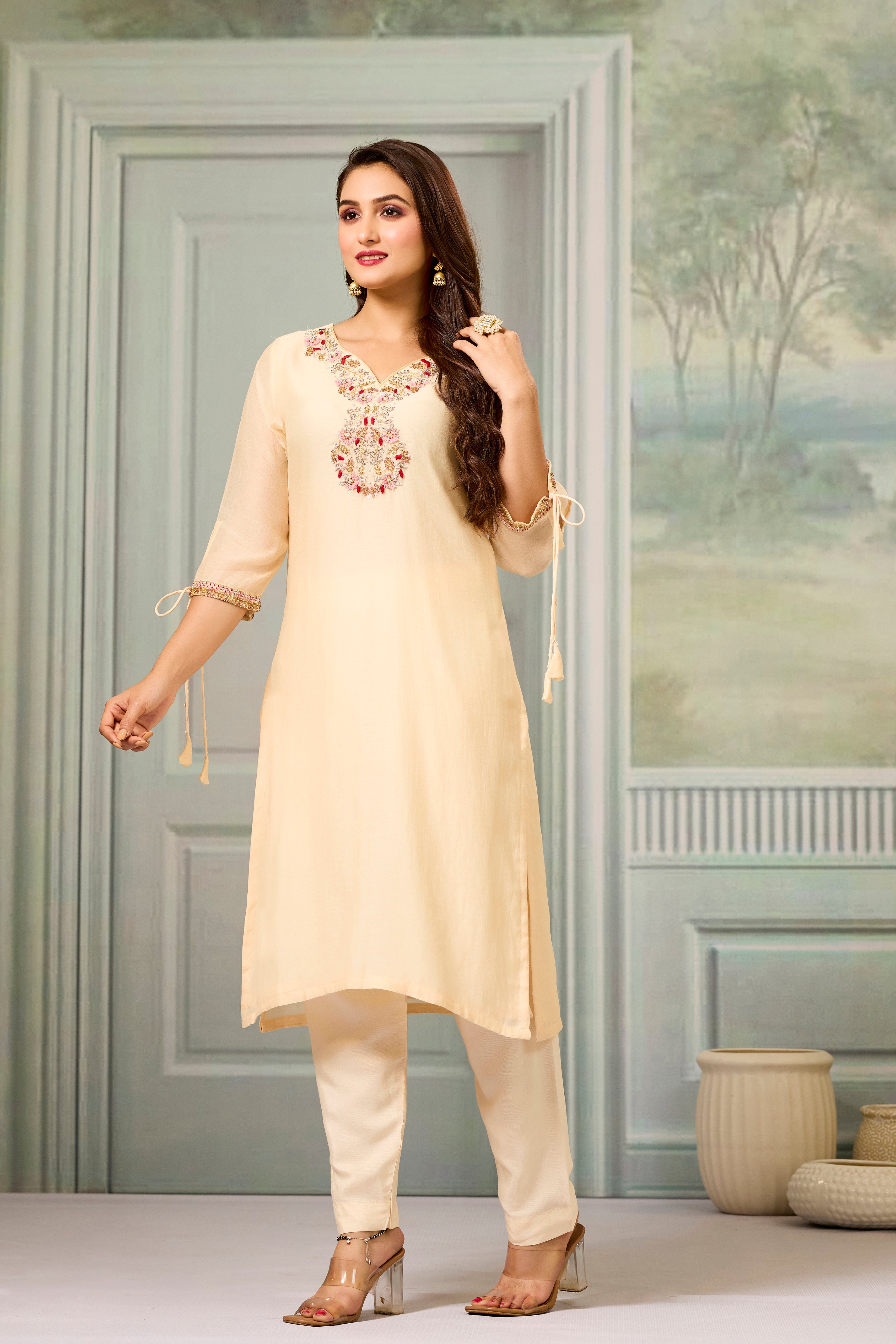 Cream Handwork Mul-Chanderi Silk Kurta Pants Set