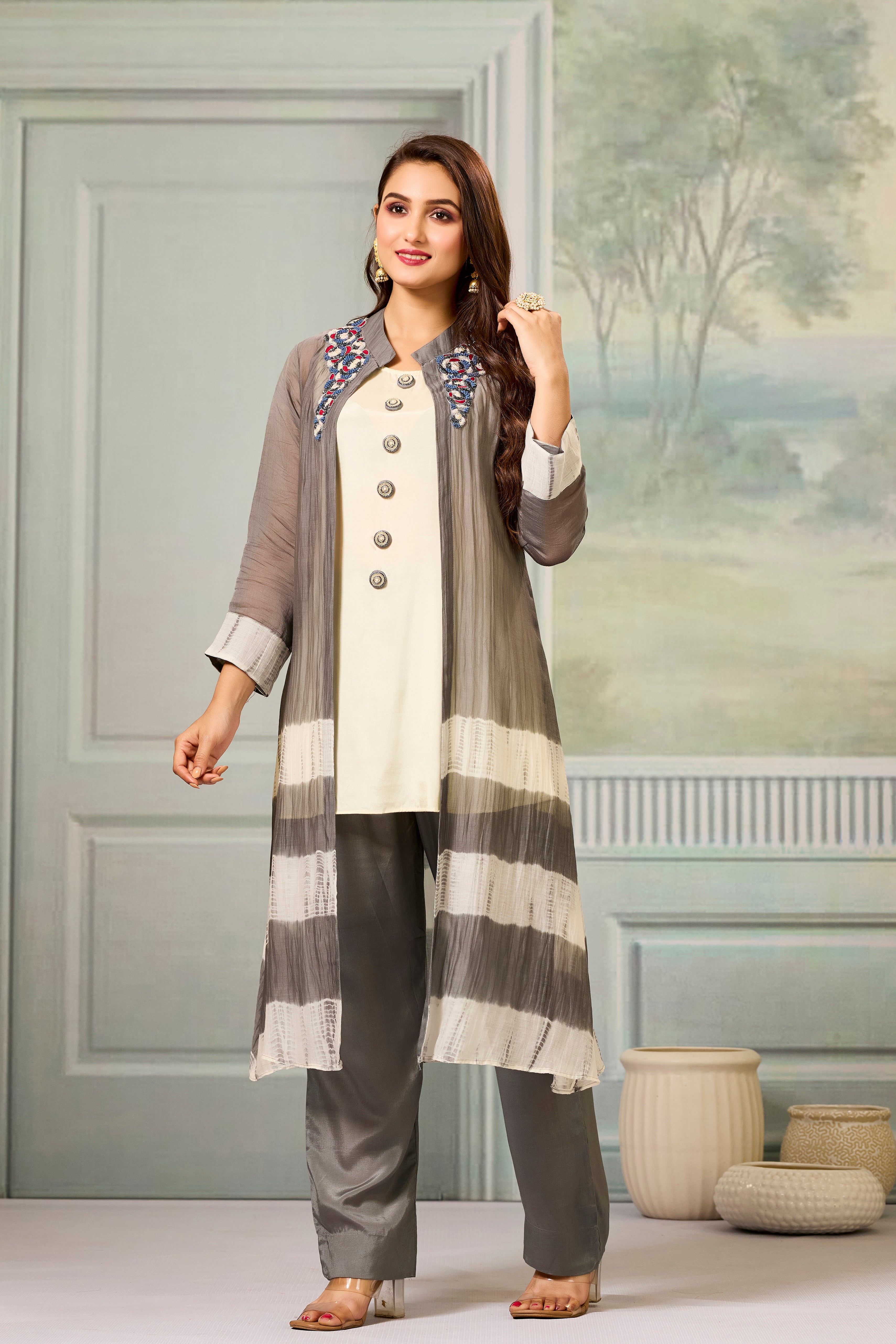 Cream Grey Mul-Chanderi Silk Kurta Pants Set