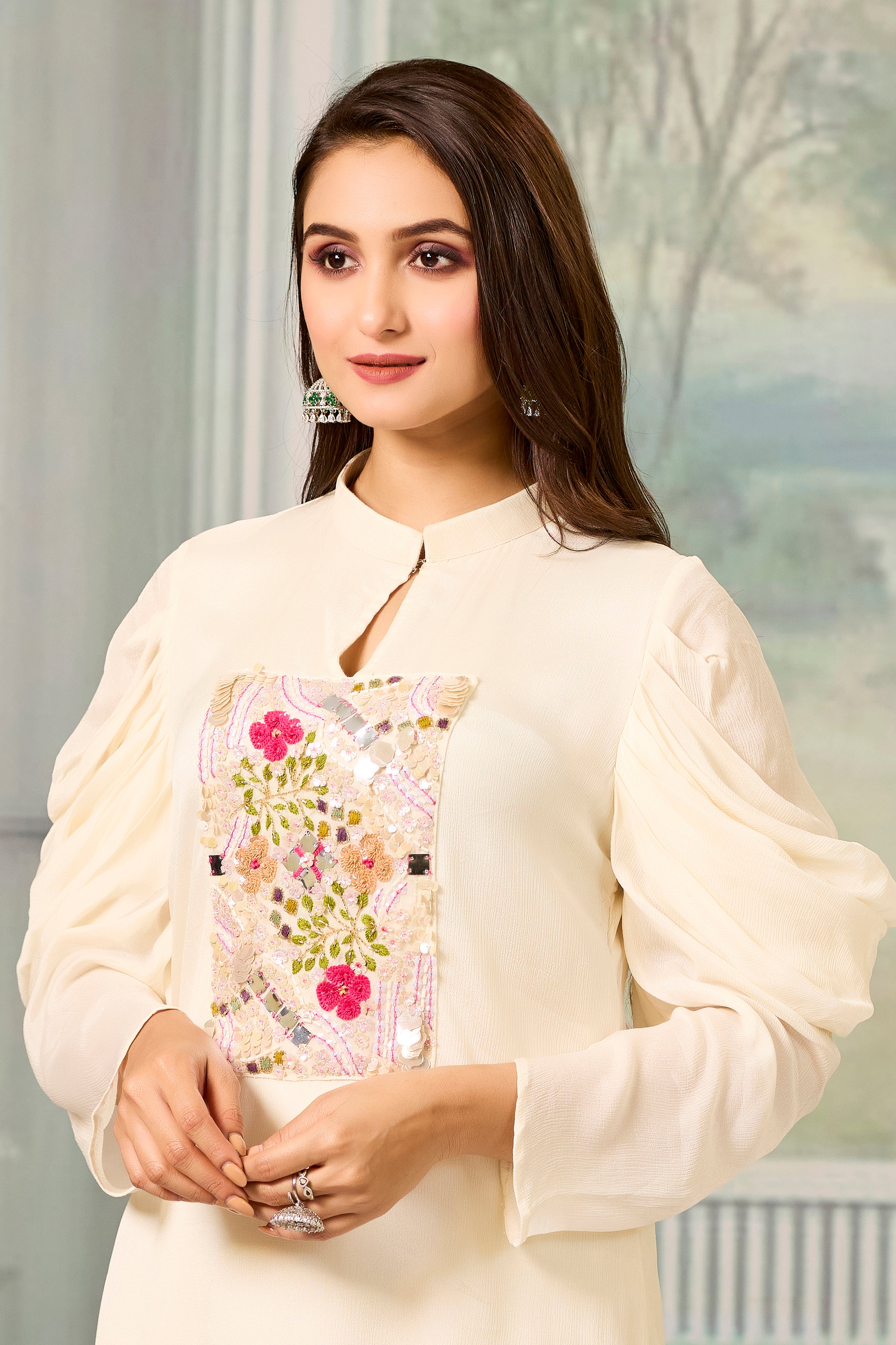 White Handwork Chinon Silk Kurta Pants Set