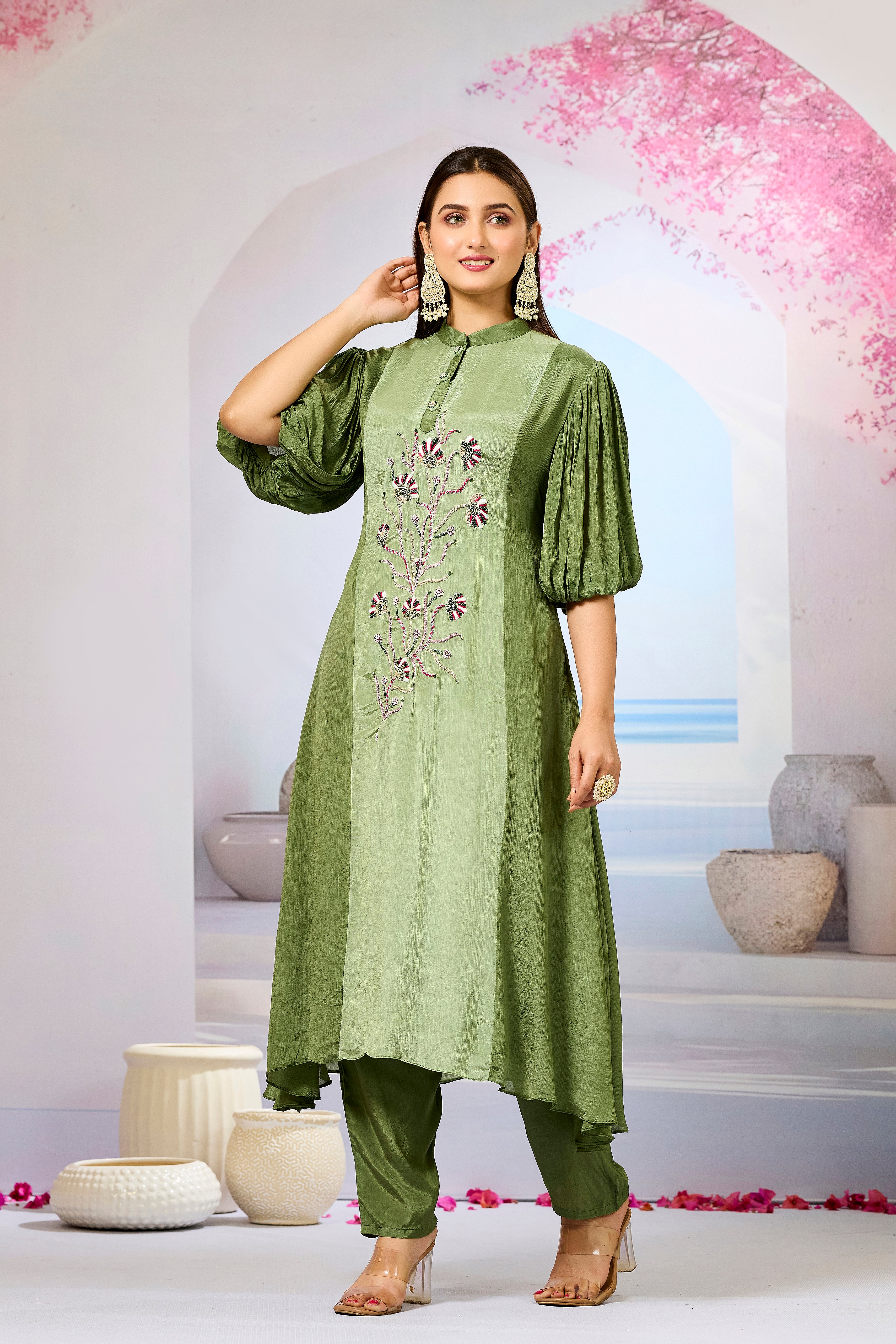 Green Shaded Chinon Silk Kurta Pants Set