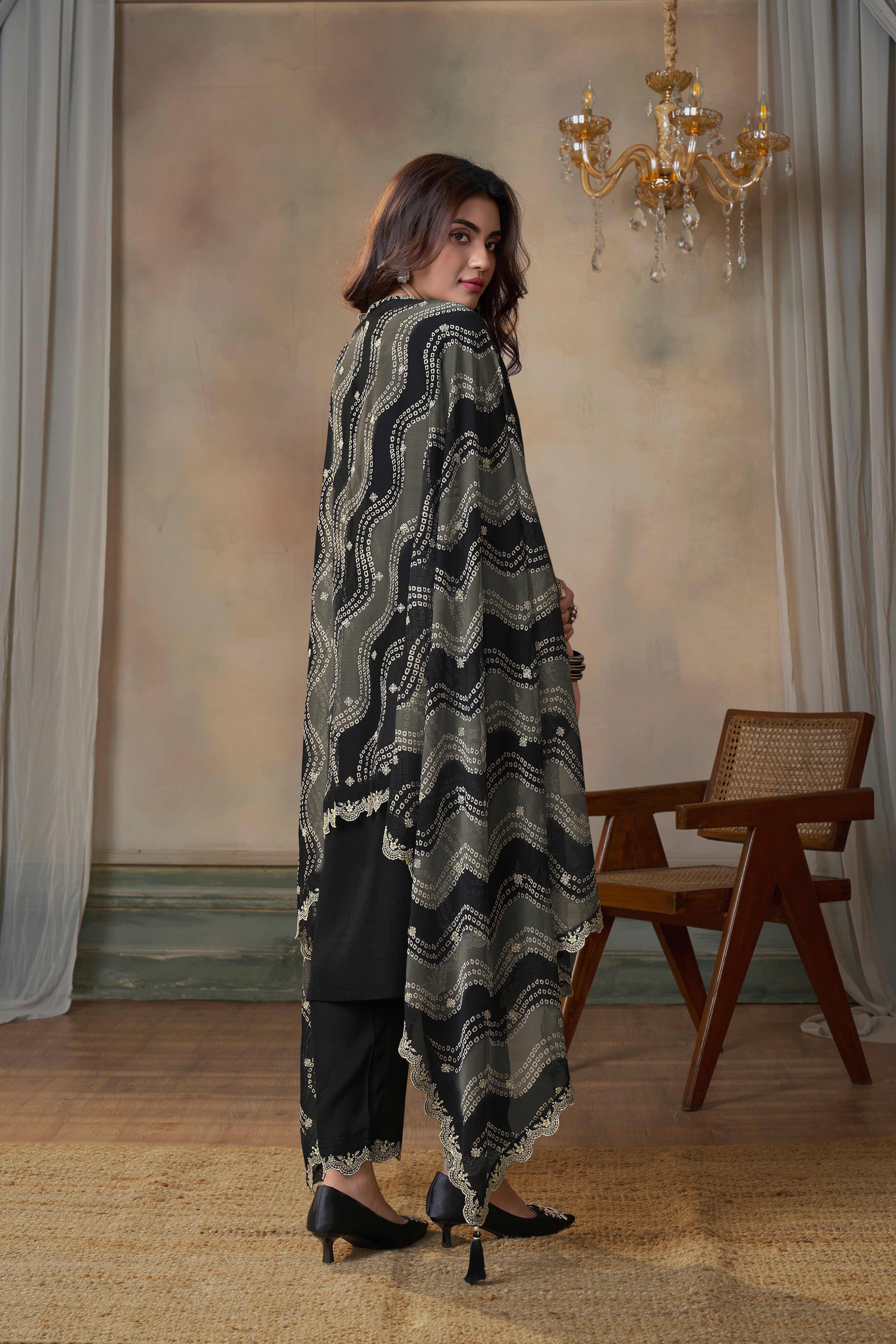 Black Dola Silk Kurta & Pant Set