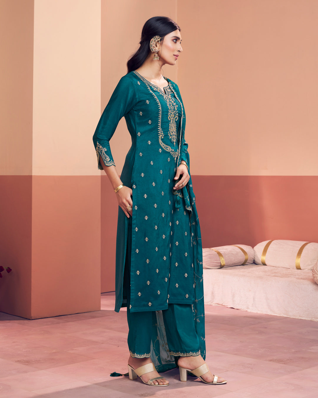 Teal Muse Embellished Dola Silk Pant Set