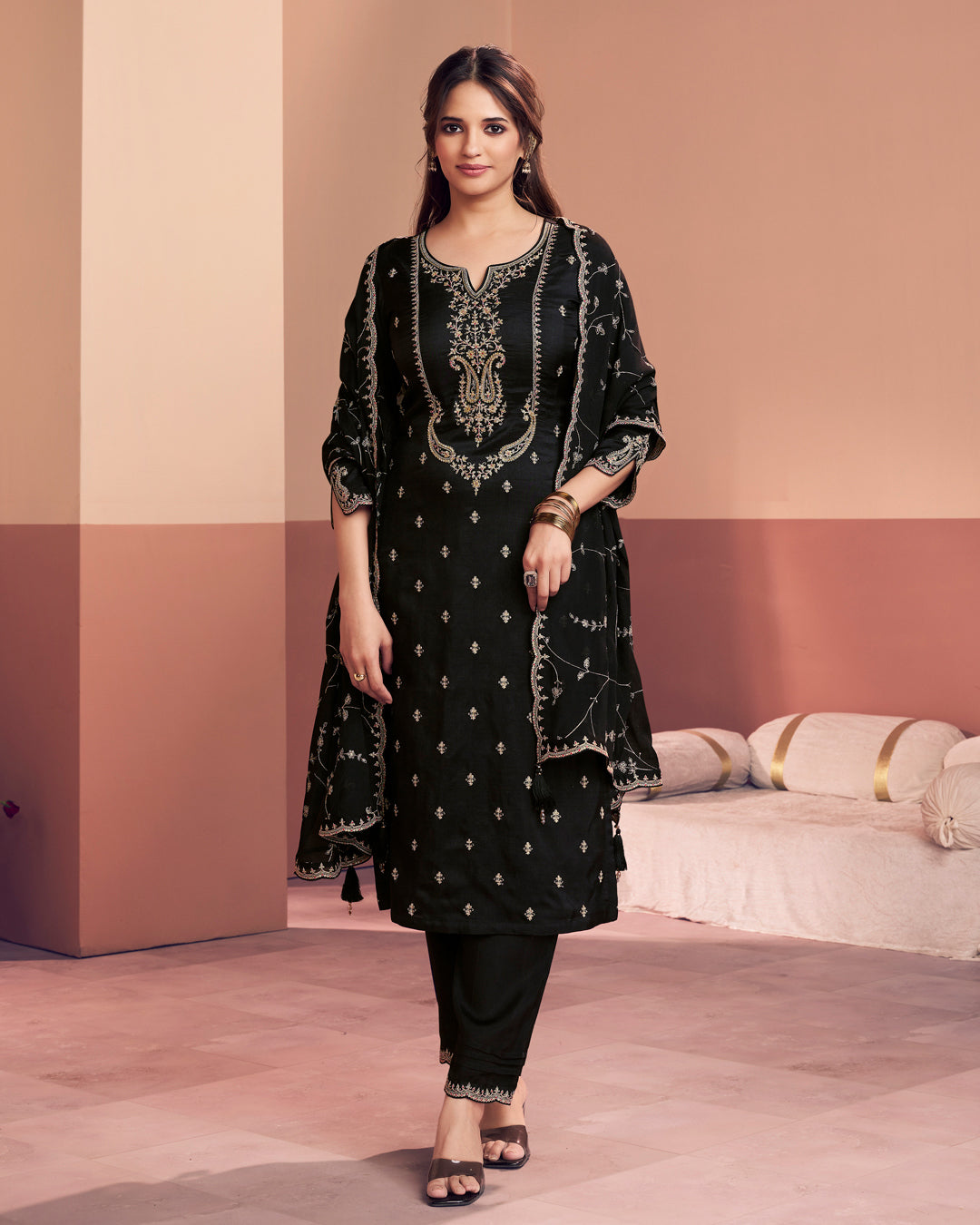 Obsidian Muse Embellished Dola Silk Pant Set