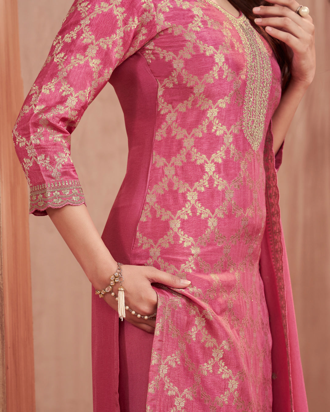 Quartz Glow Embellished Dola Silk Pant Set