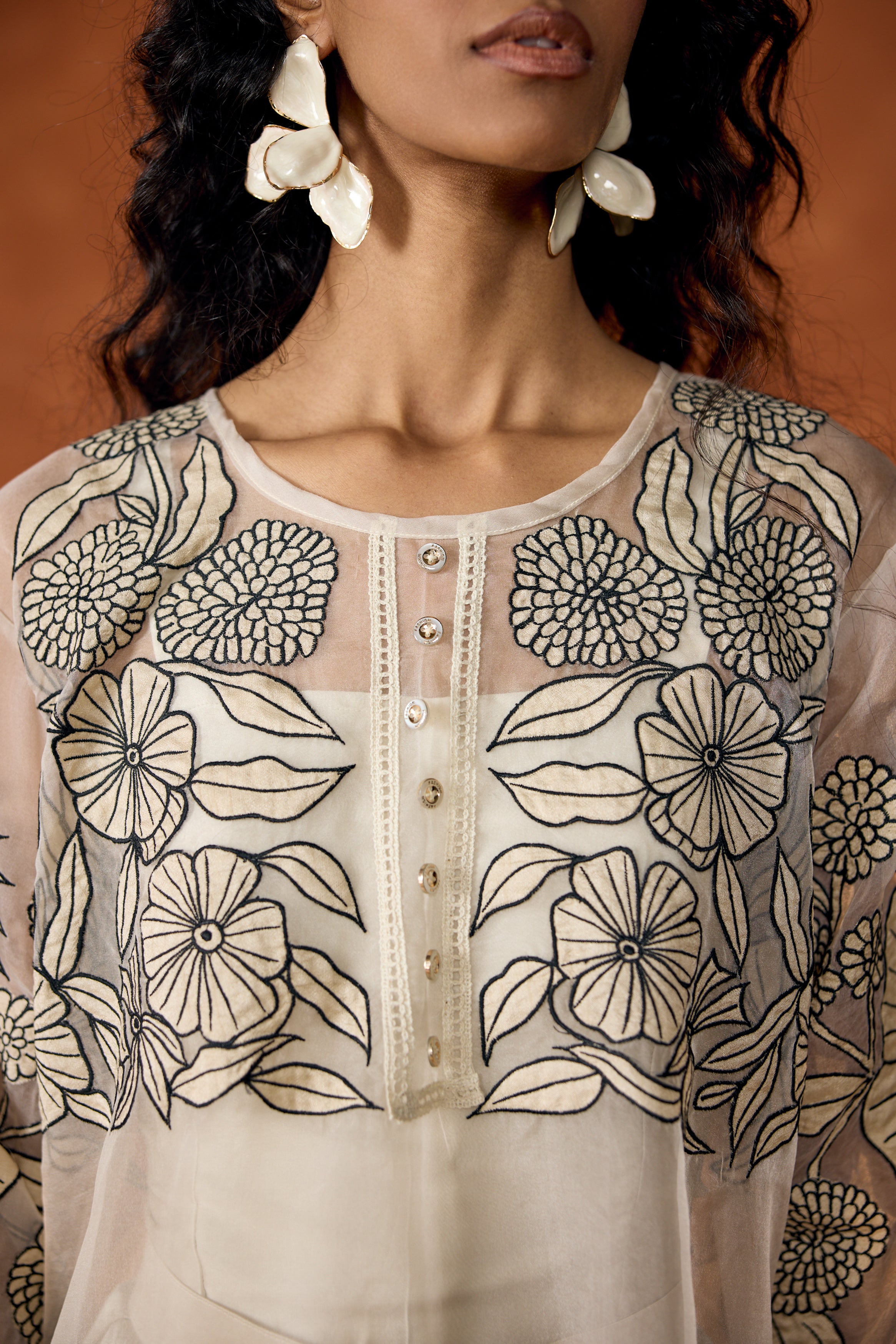 Off-White Embroidred Organza Silk Kurta Set