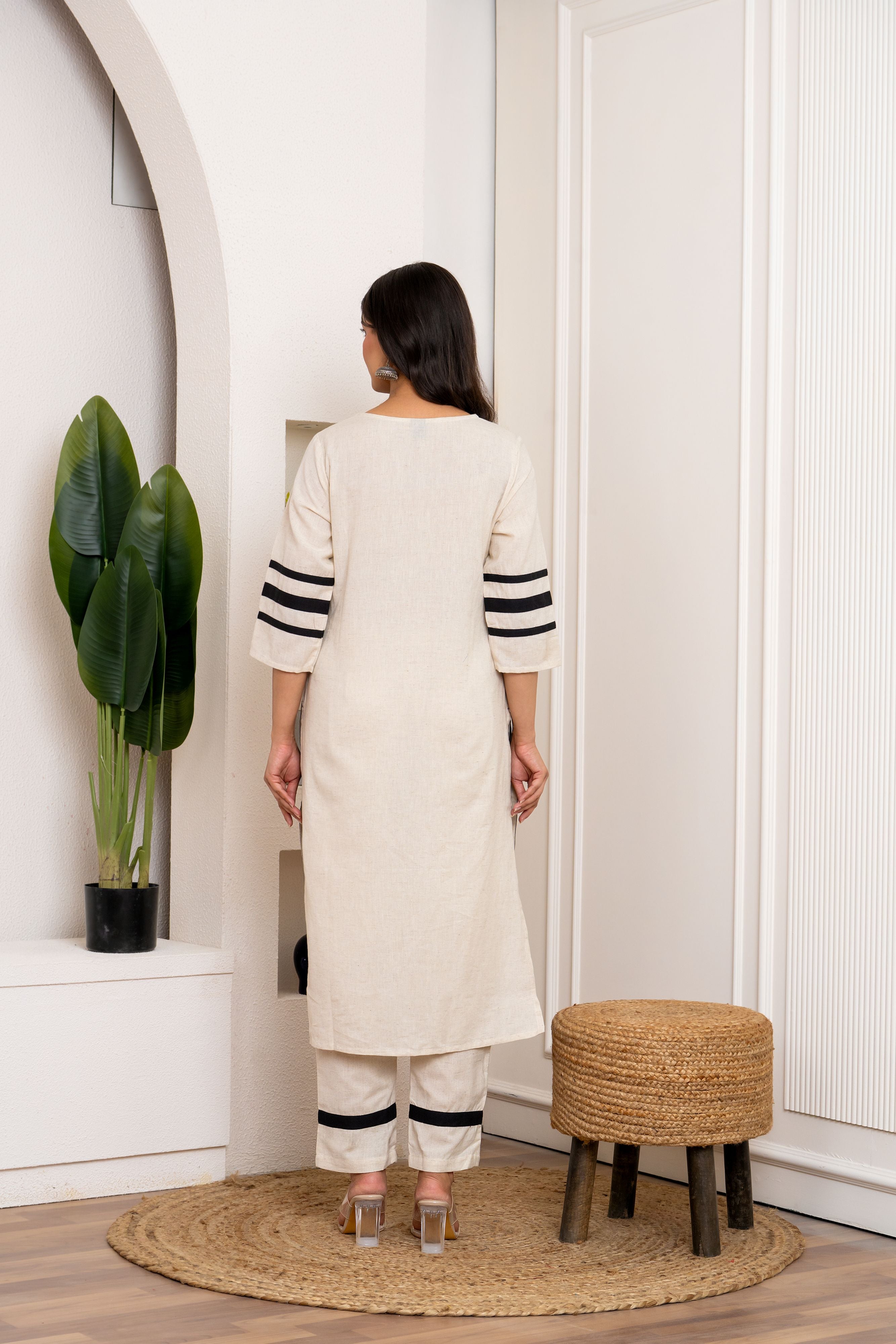 Off-White Embroidered Linen Kurta & Pants Set