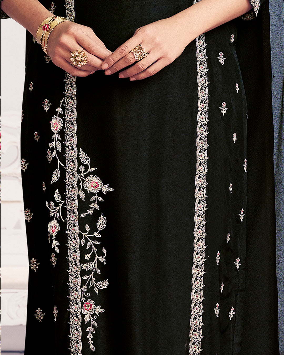 Obsidian Charm Embellished Dola Silk Pant Set