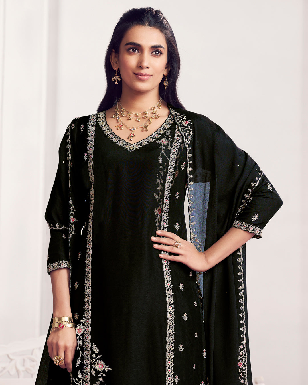 Obsidian Charm Embellished Dola Silk Pant Set