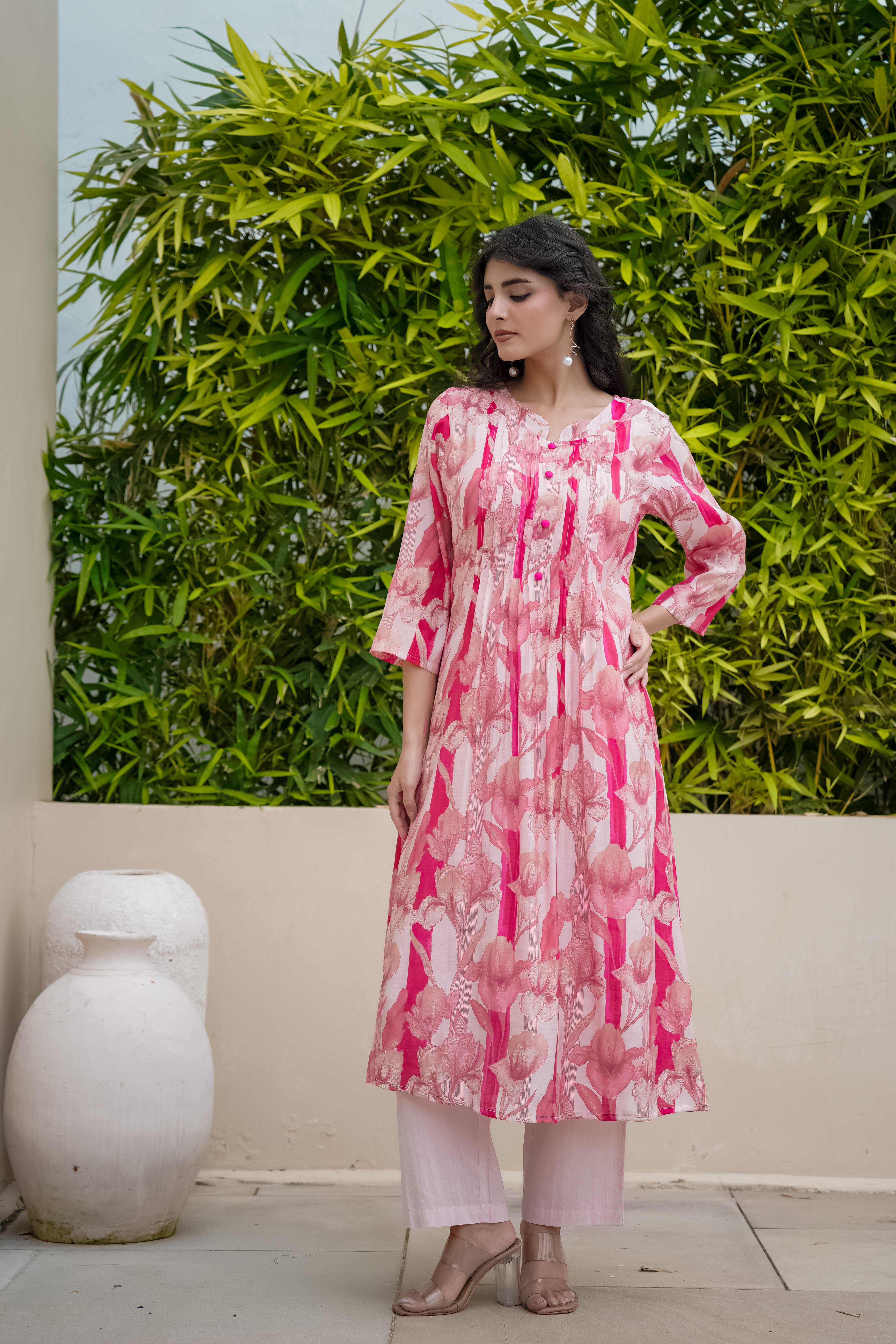 Rose Flora Printed Mul Chanderi Silk Kurta Set