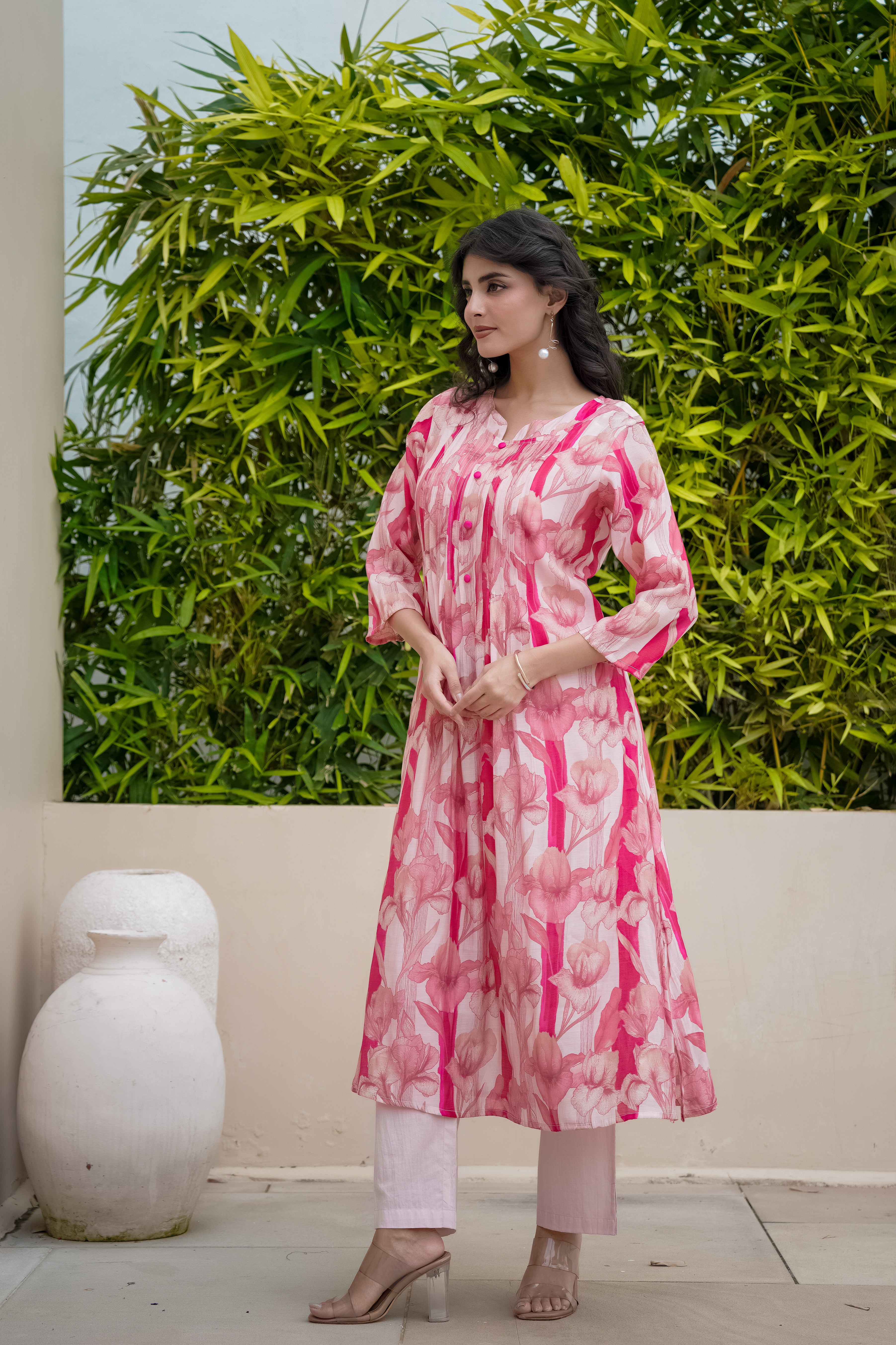 Rose Flora Printed Mul Chanderi Silk Kurta Set