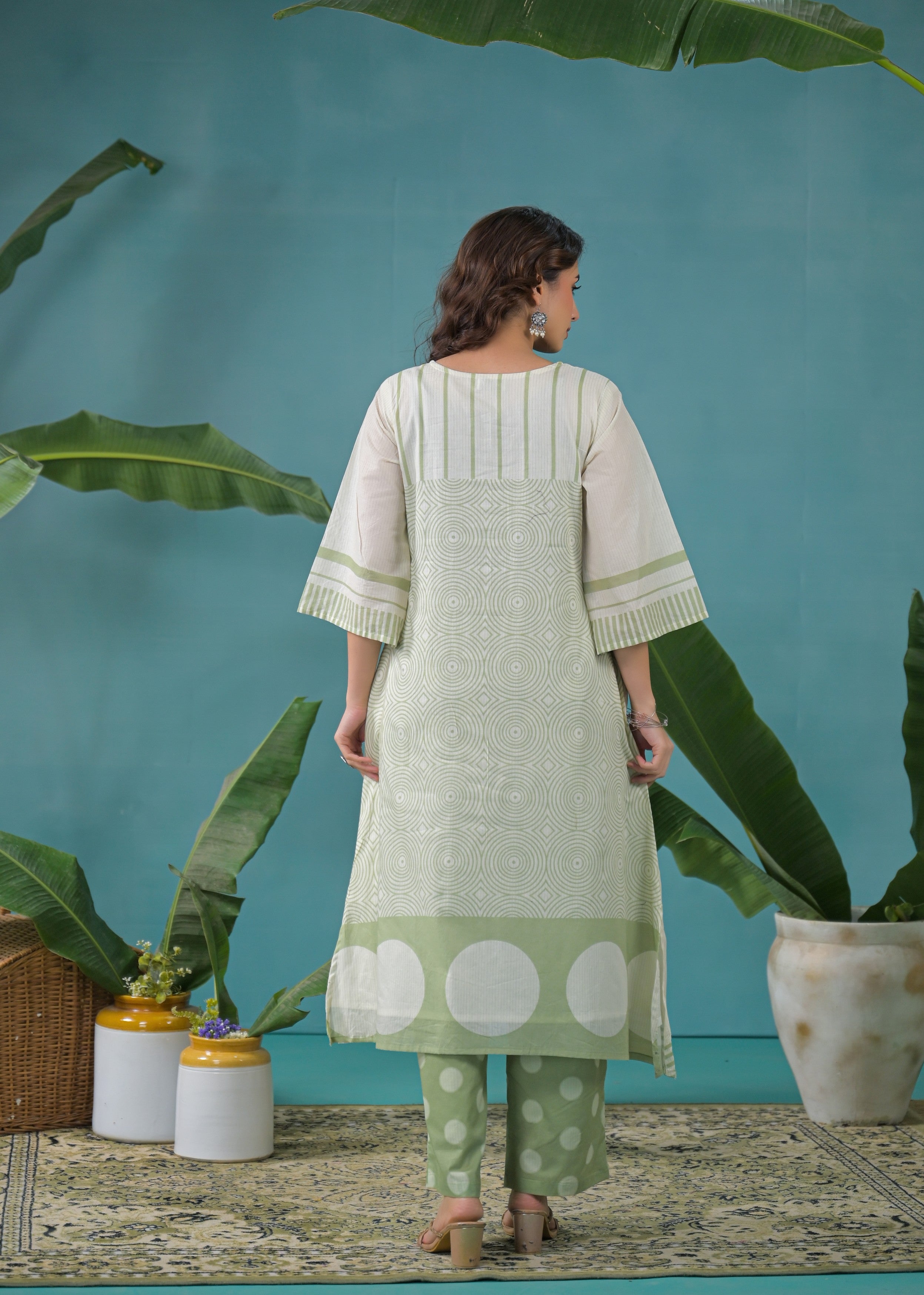 Magenta Sunburst Printed Mul Cotton Kurta Set