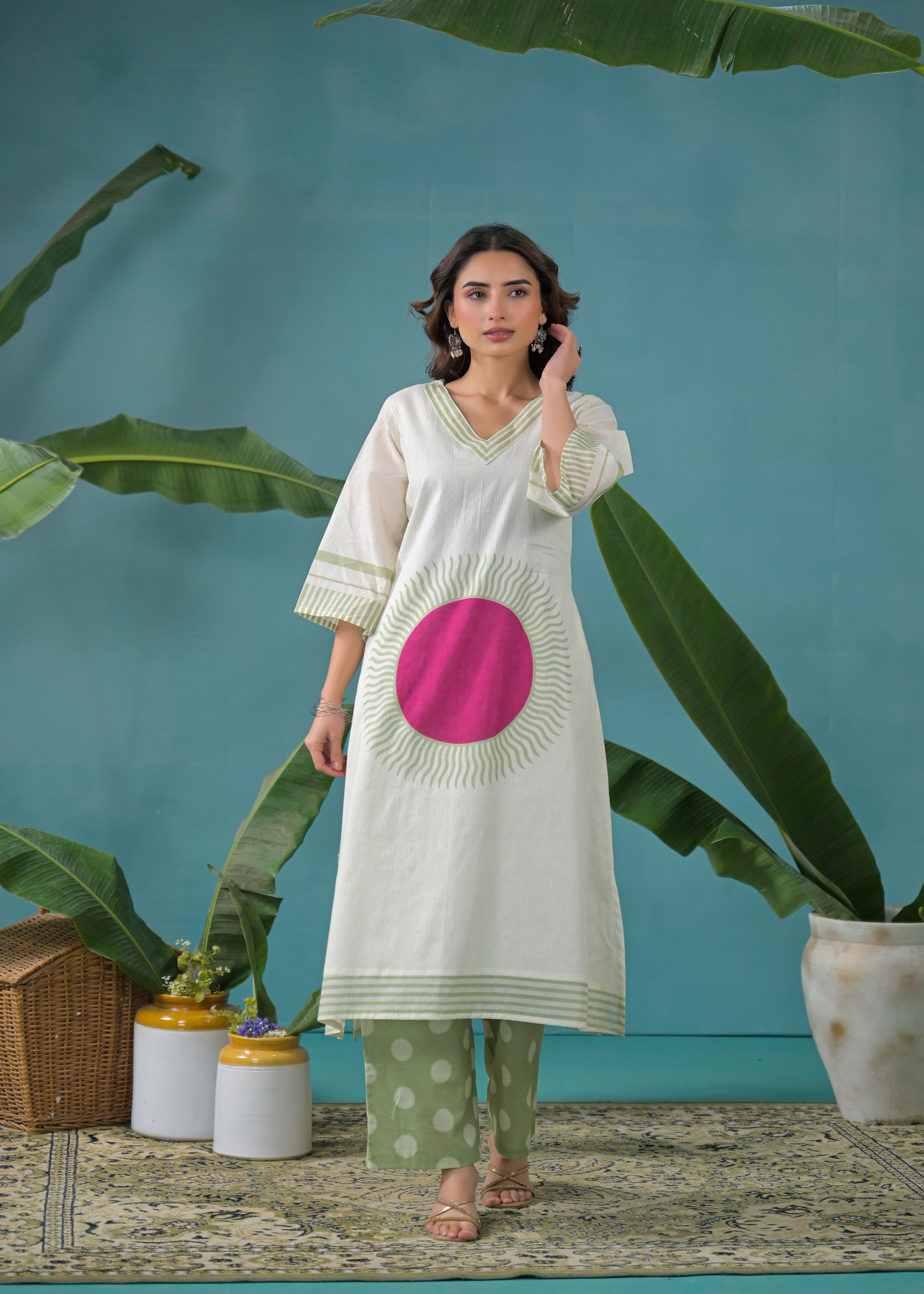 Magenta Sunburst Printed Mul Cotton Kurta Set
