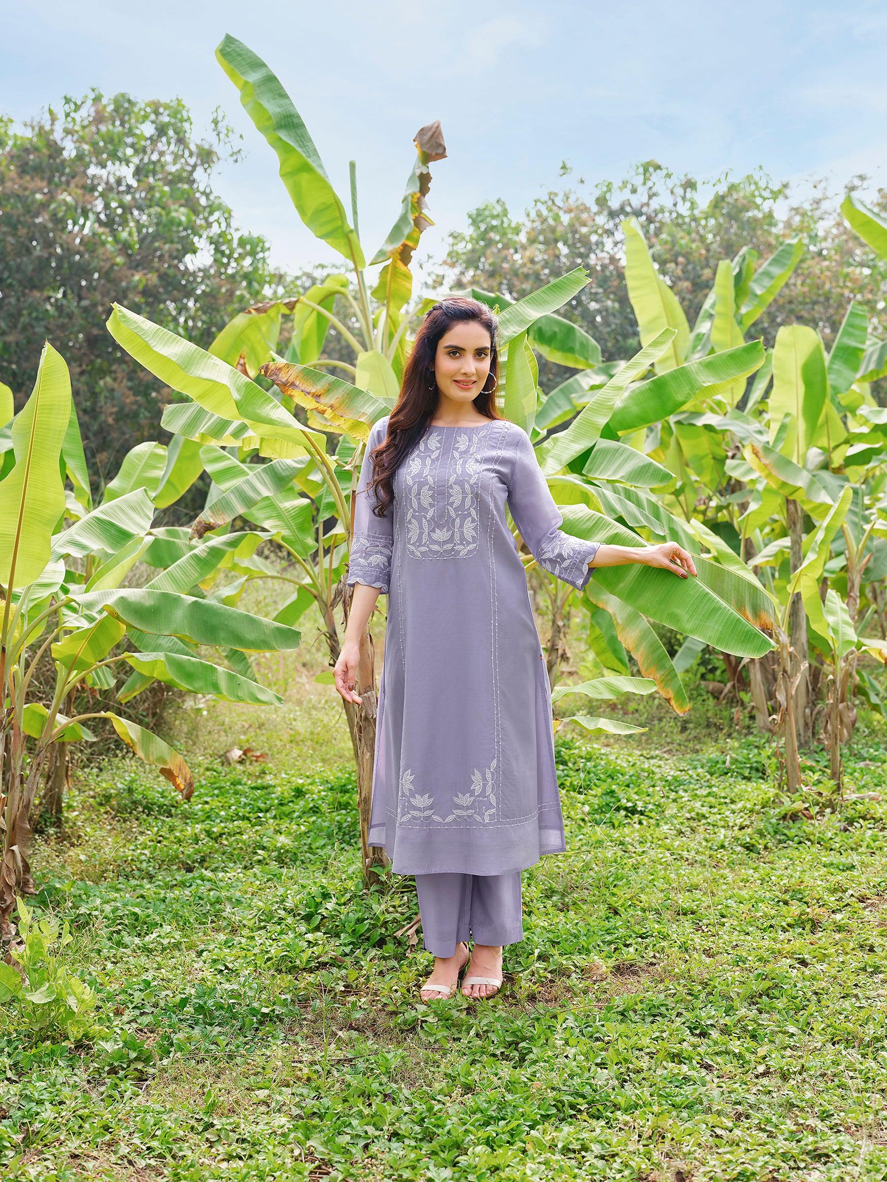 Lavender Embroidered Chanderi Silk Kurta Set