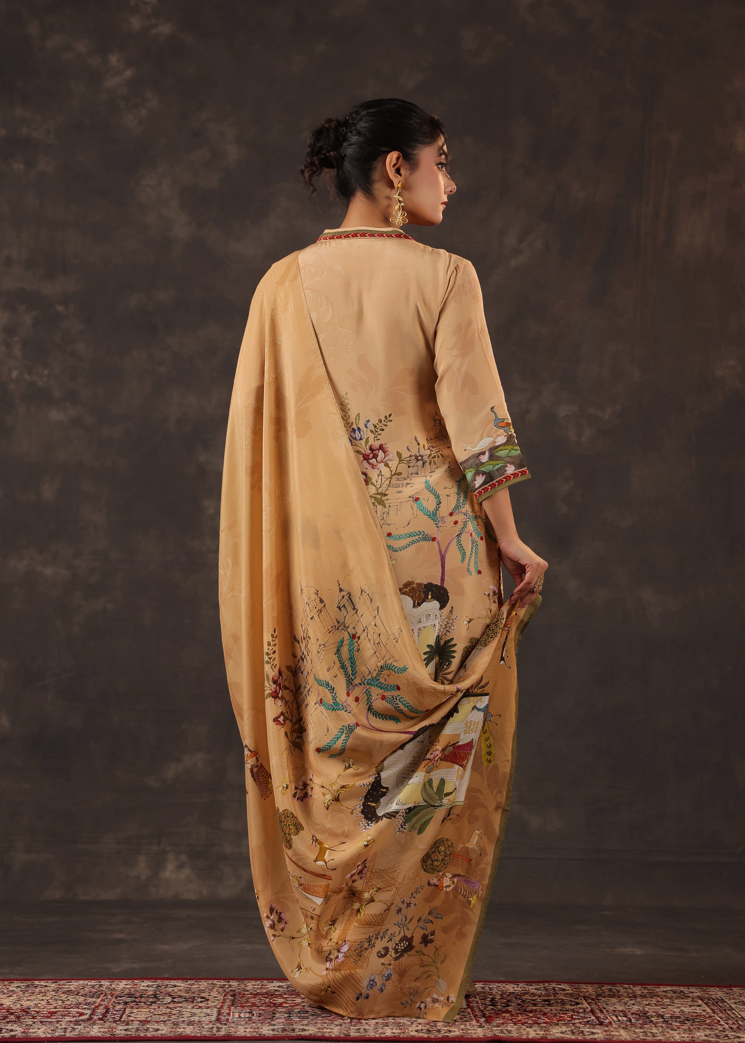 Creamy Oat Printed Crepe Silk Pant Set