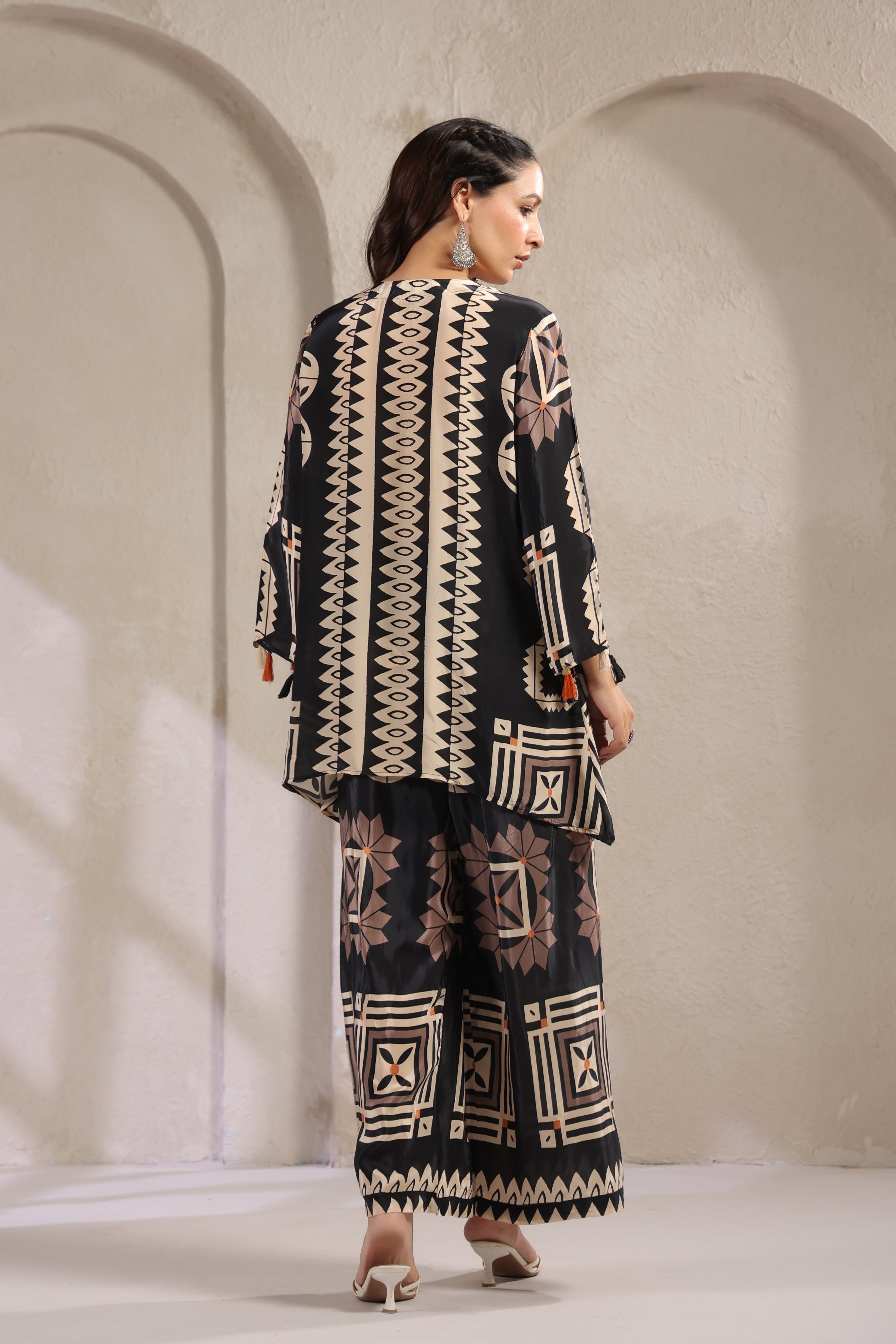 Black & Cream Printed Muslin Silk Co-Ord Set