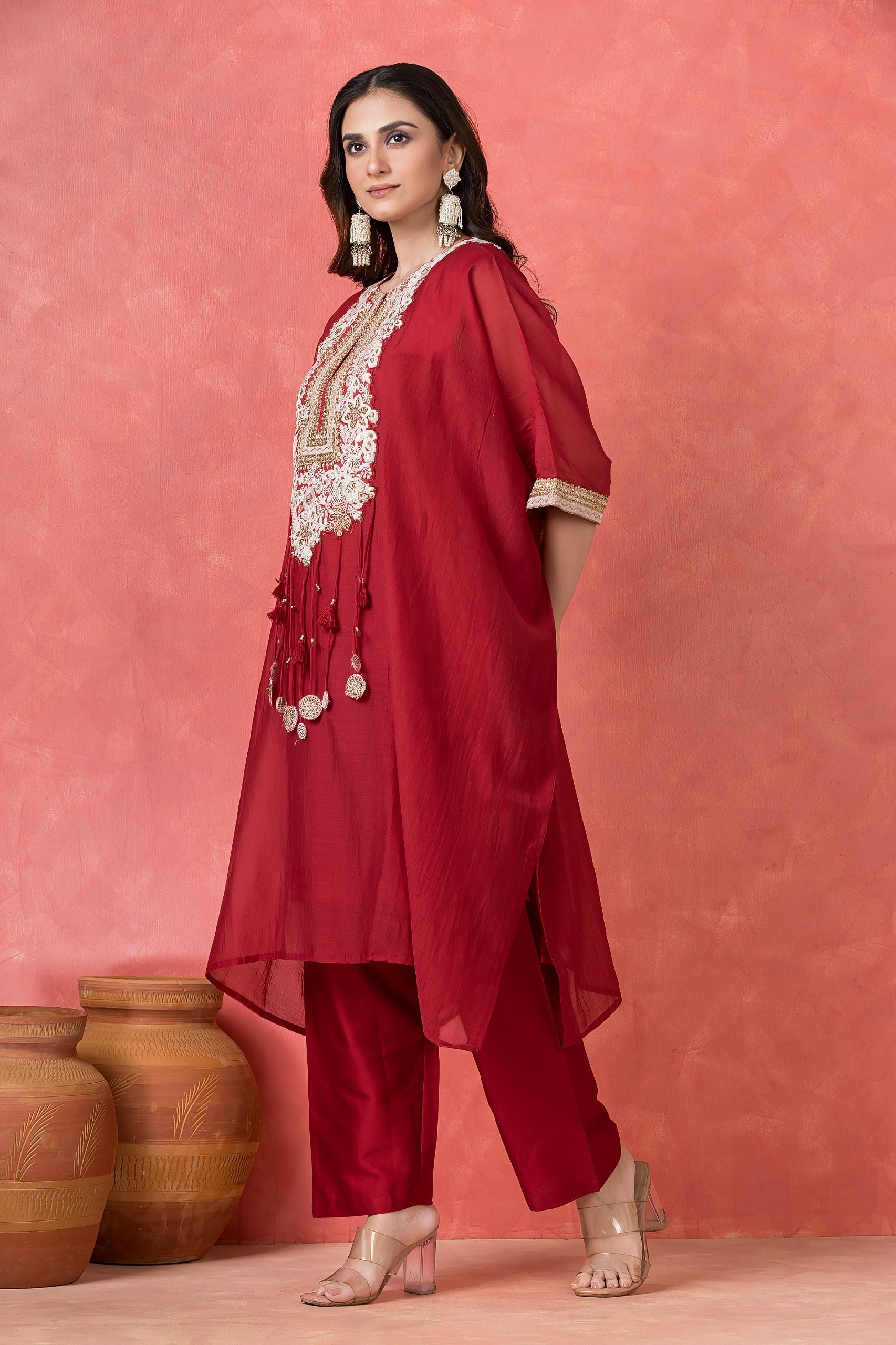 Garnet Embellished Mul-Chanderi Kaftan Set