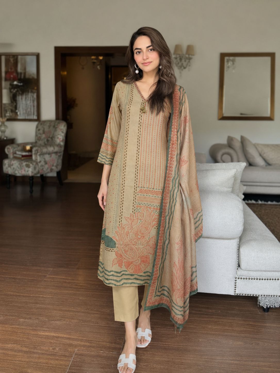 Sandstone Paisley Printed Linen Pant Set