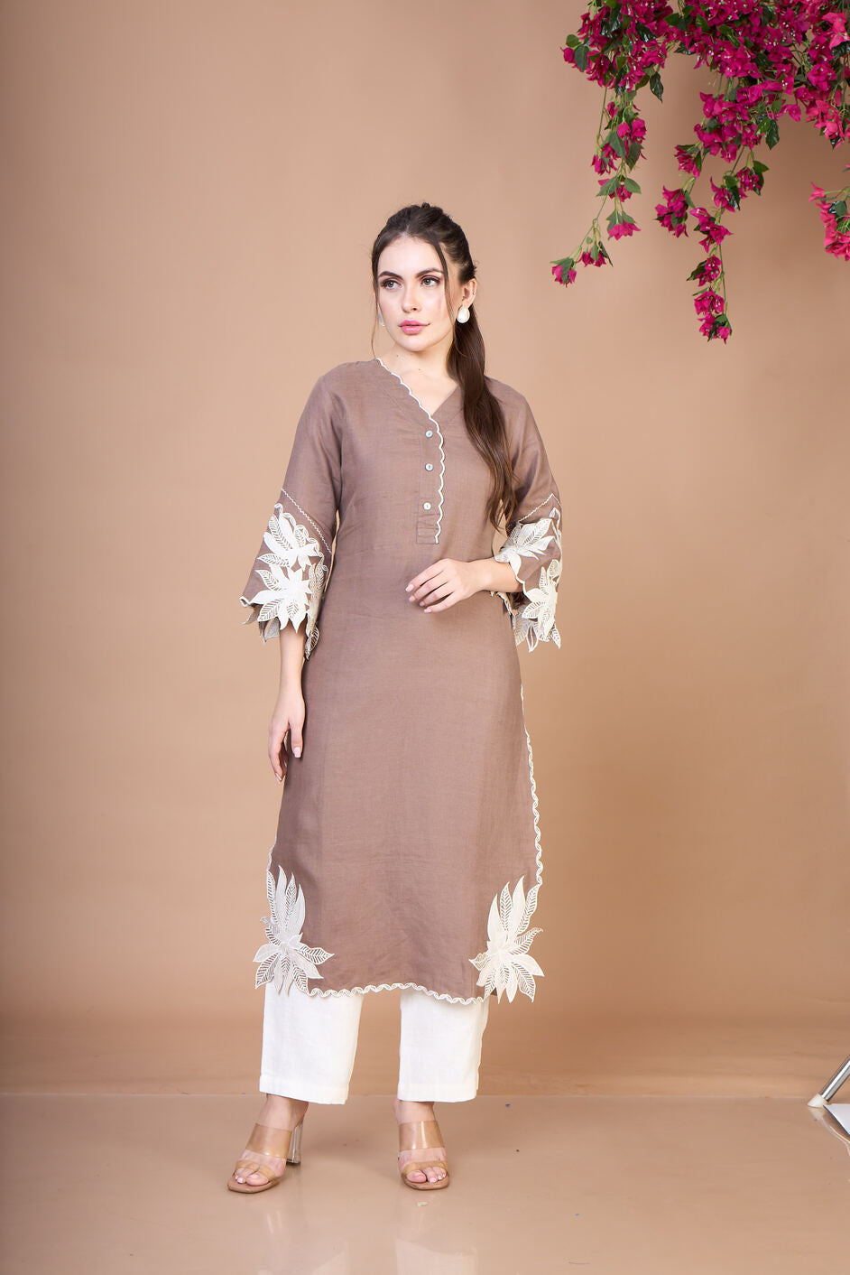Cocoa Leaf Embroidered Linen Kurta Set