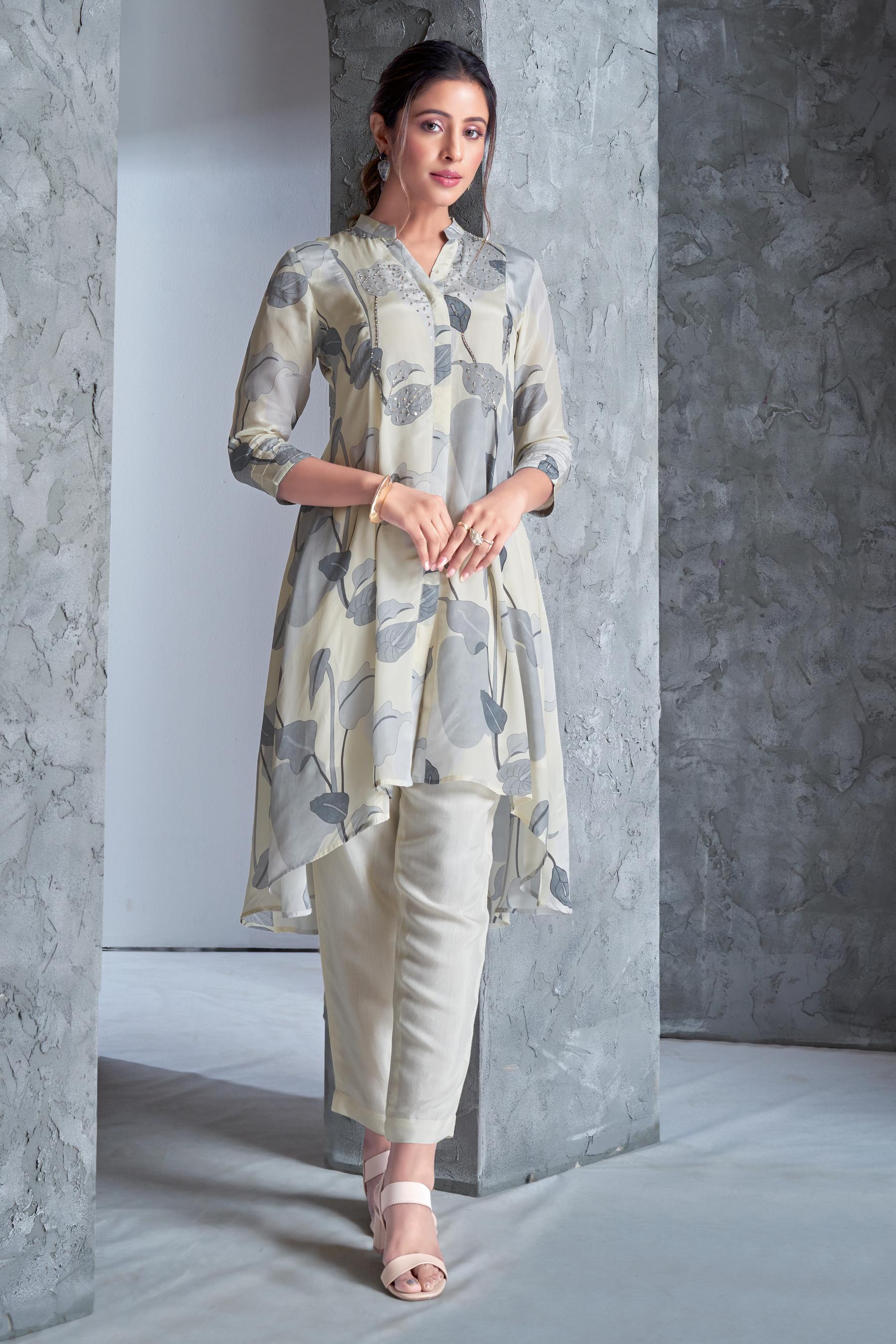Pale Grey Digital Printed Habutai Silk Kurta & Pants Set