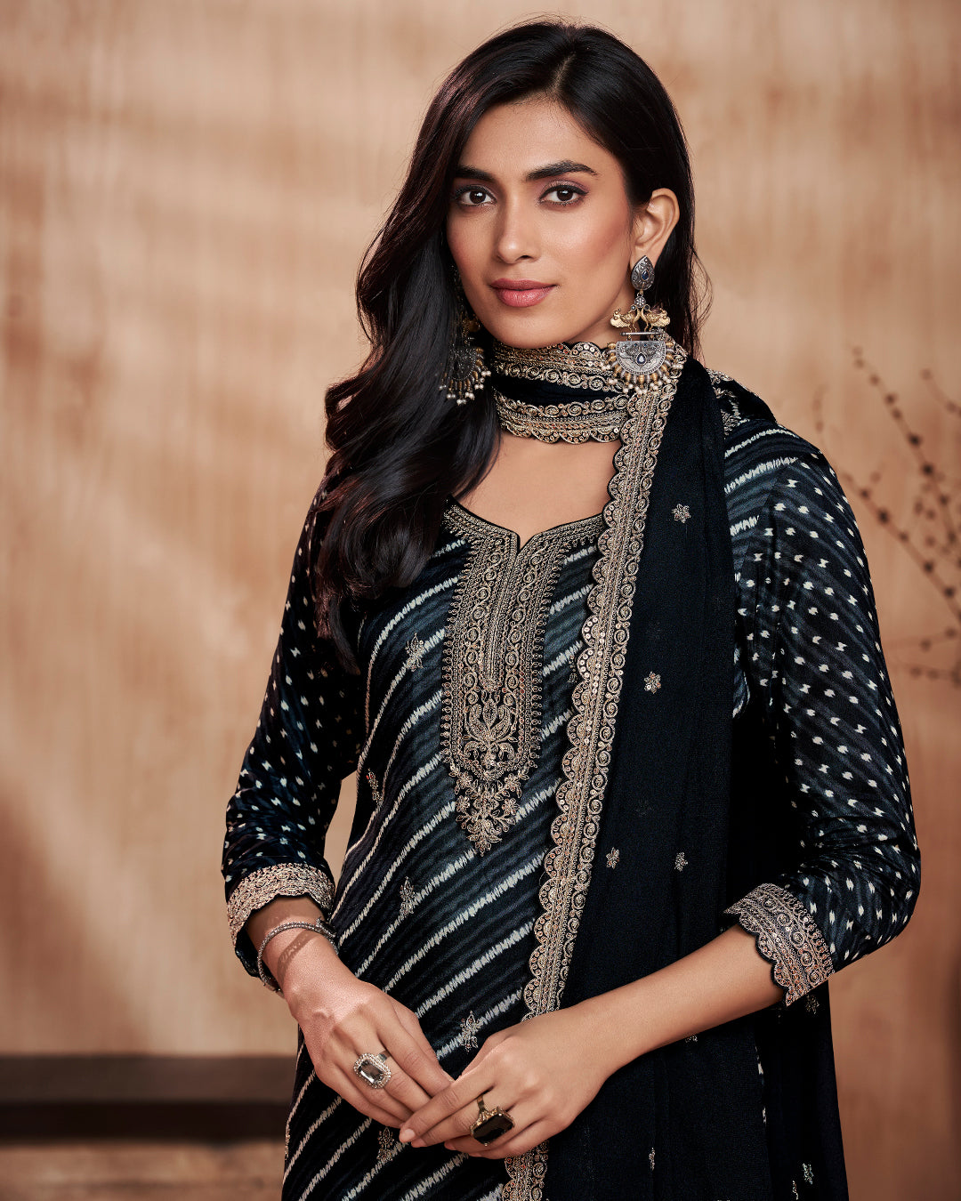 Onyx Grace Embellished Dola Silk Pant Set