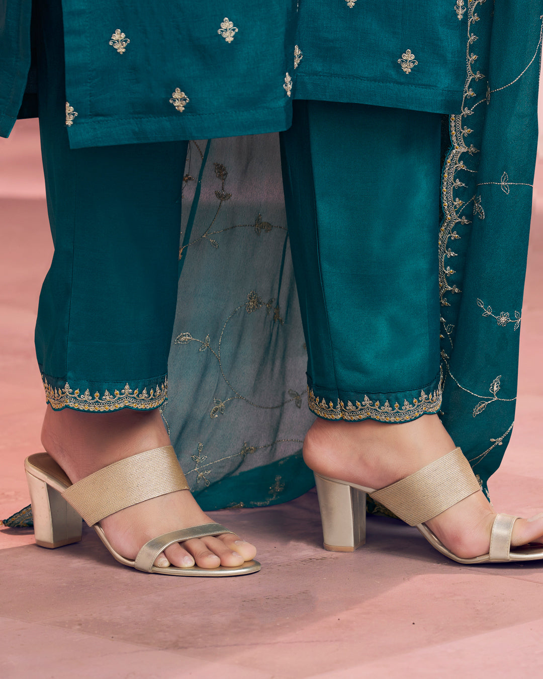 Teal Muse Embellished Dola Silk Pant Set