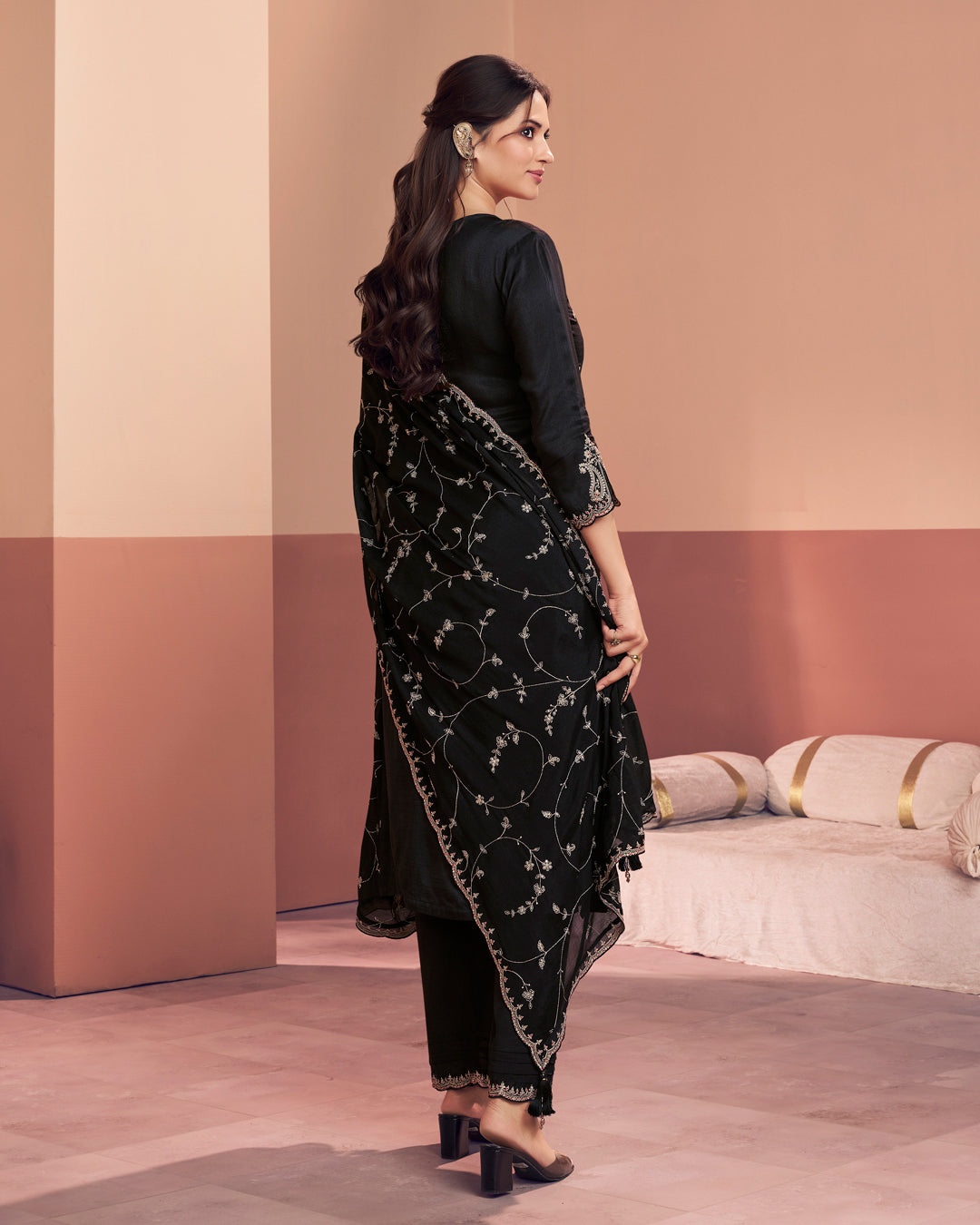 Obsidian Muse Embellished Dola Silk Pant Set