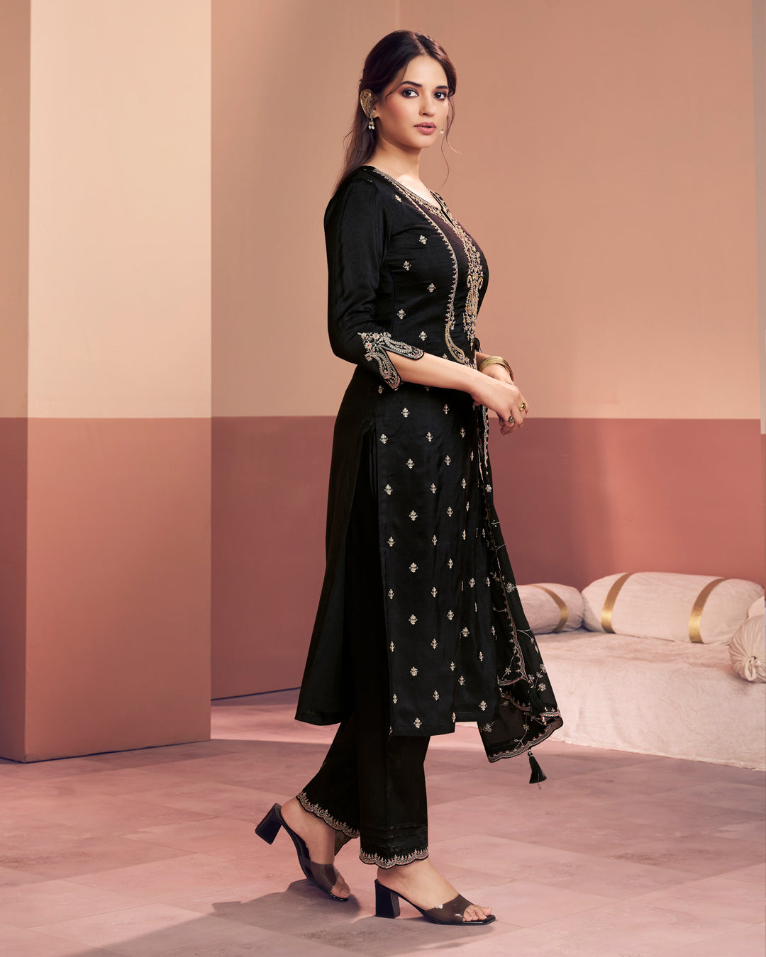 Obsidian Muse Embellished Dola Silk Pant Set
