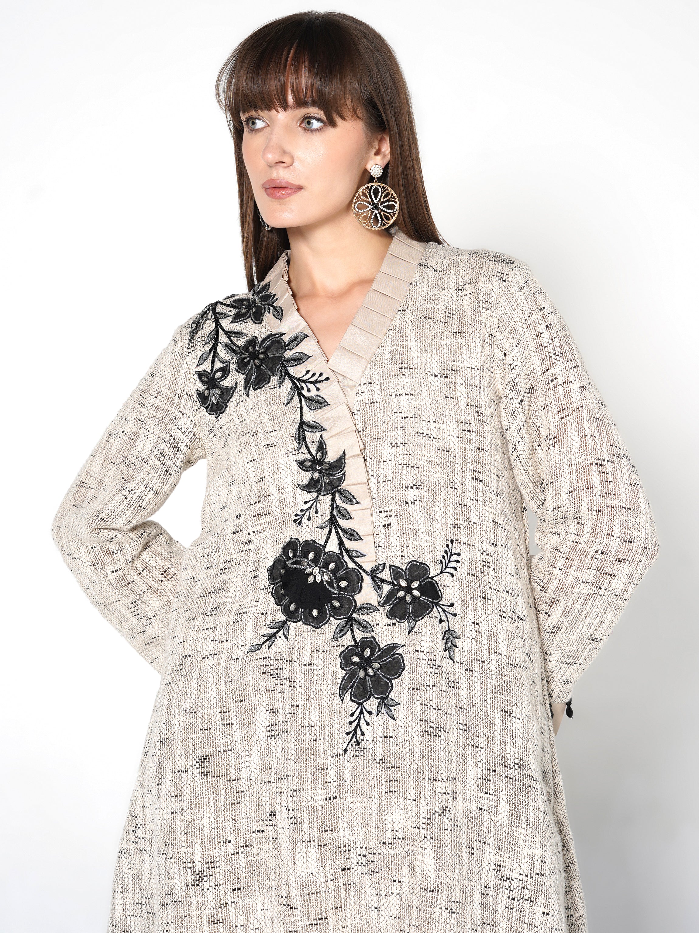 Beige & Black Floral Jute Co-ord Set