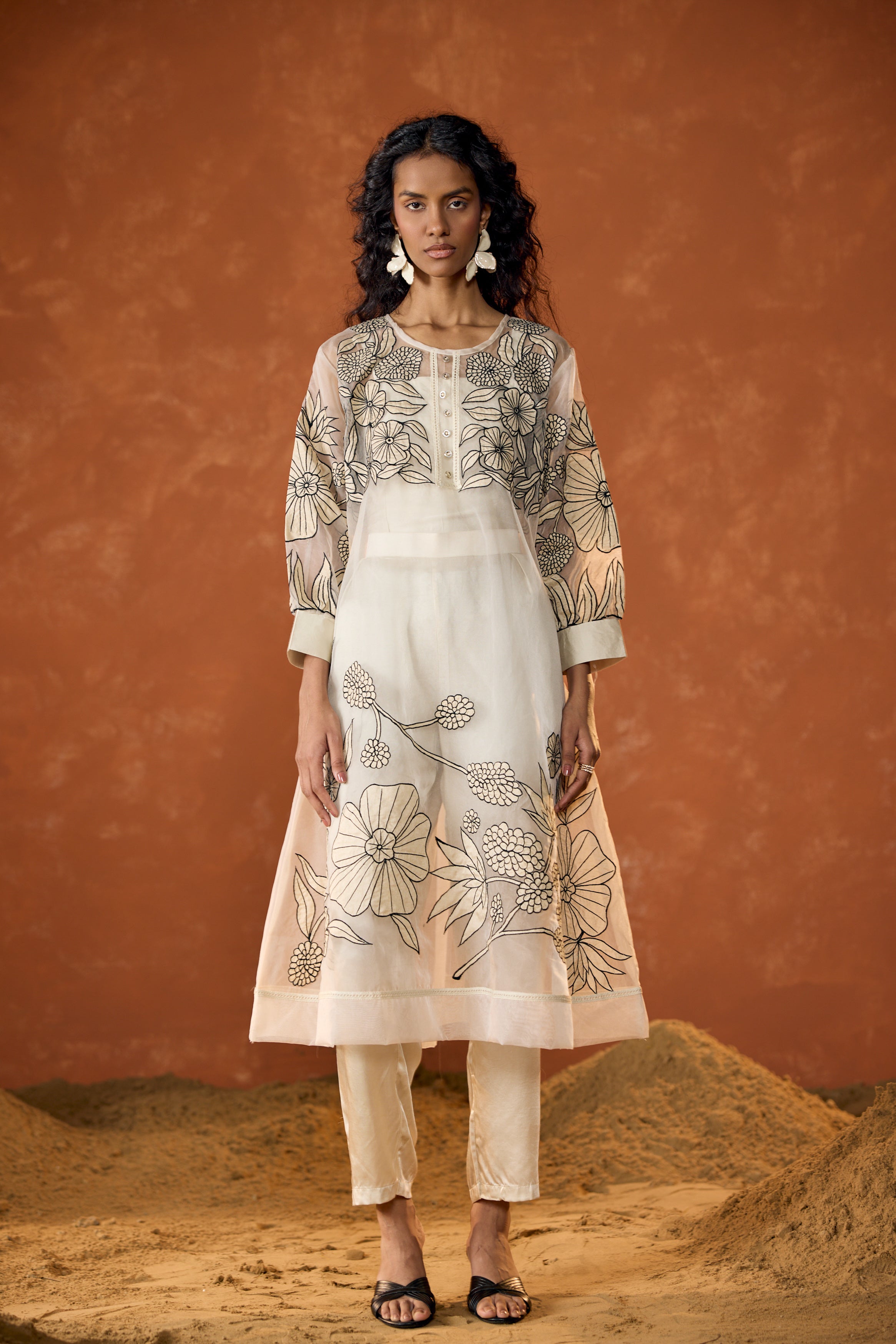 Off-White Embroidred Organza Silk Kurta Set