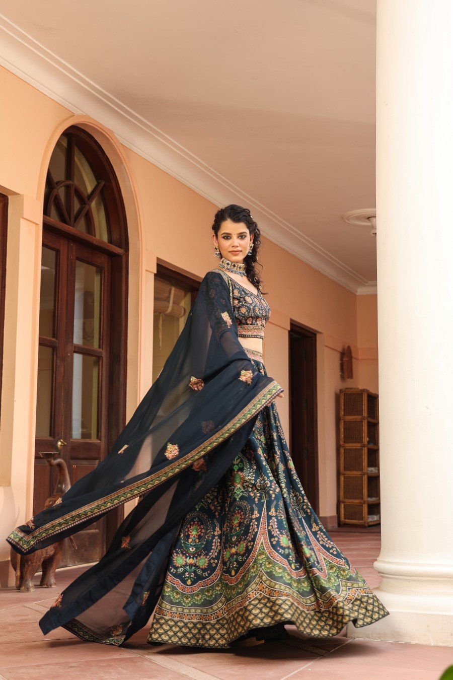 Mirror Marvel: Exclusive Indian Ethnic Lehenga Set - BUYON