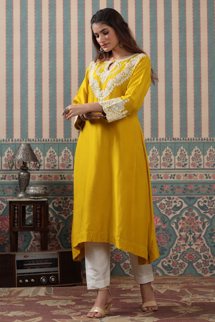 Floral Embroidered Chanderi Silk Asymmetrical Kurta With Pants