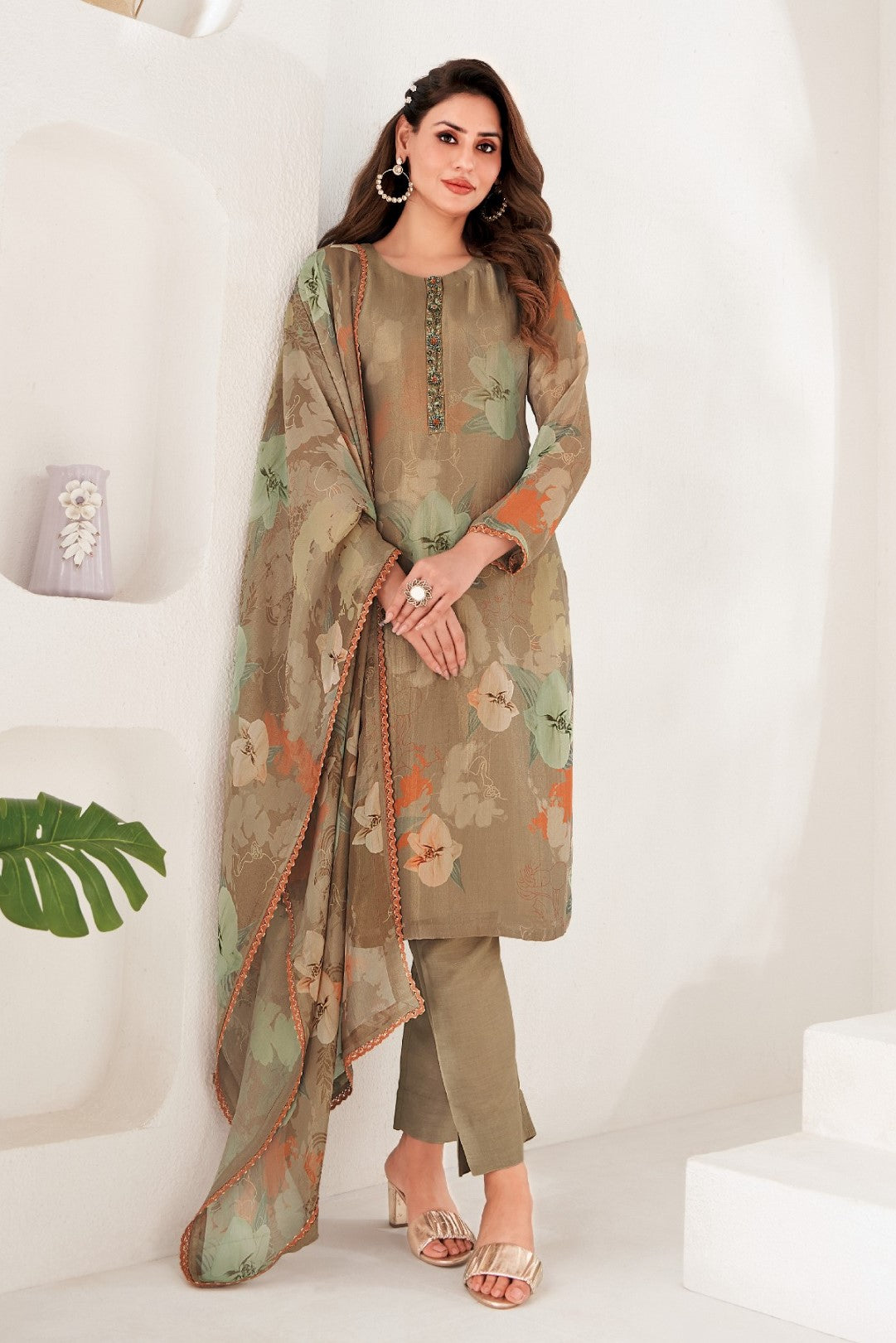 Brown Floral Printed Crepe Silk Kurta Pant Set