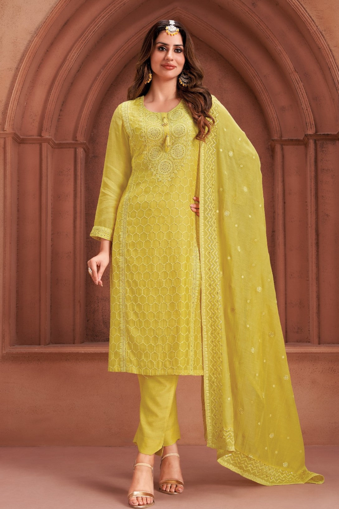 Pear Green Embellished Raw Silk Kurta Pant Set