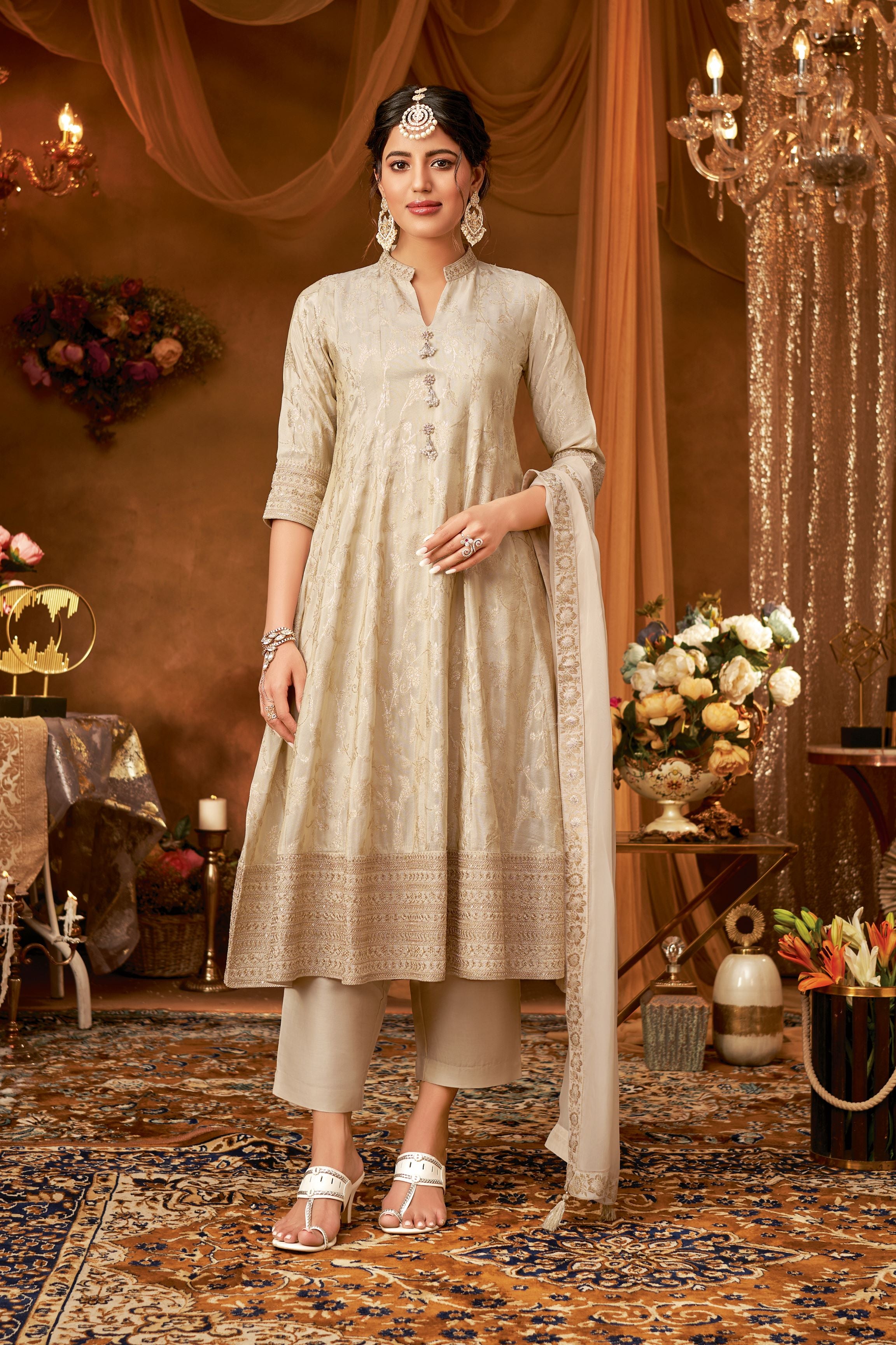 Ivory Embellished Dola Silk Kurta Pants Set