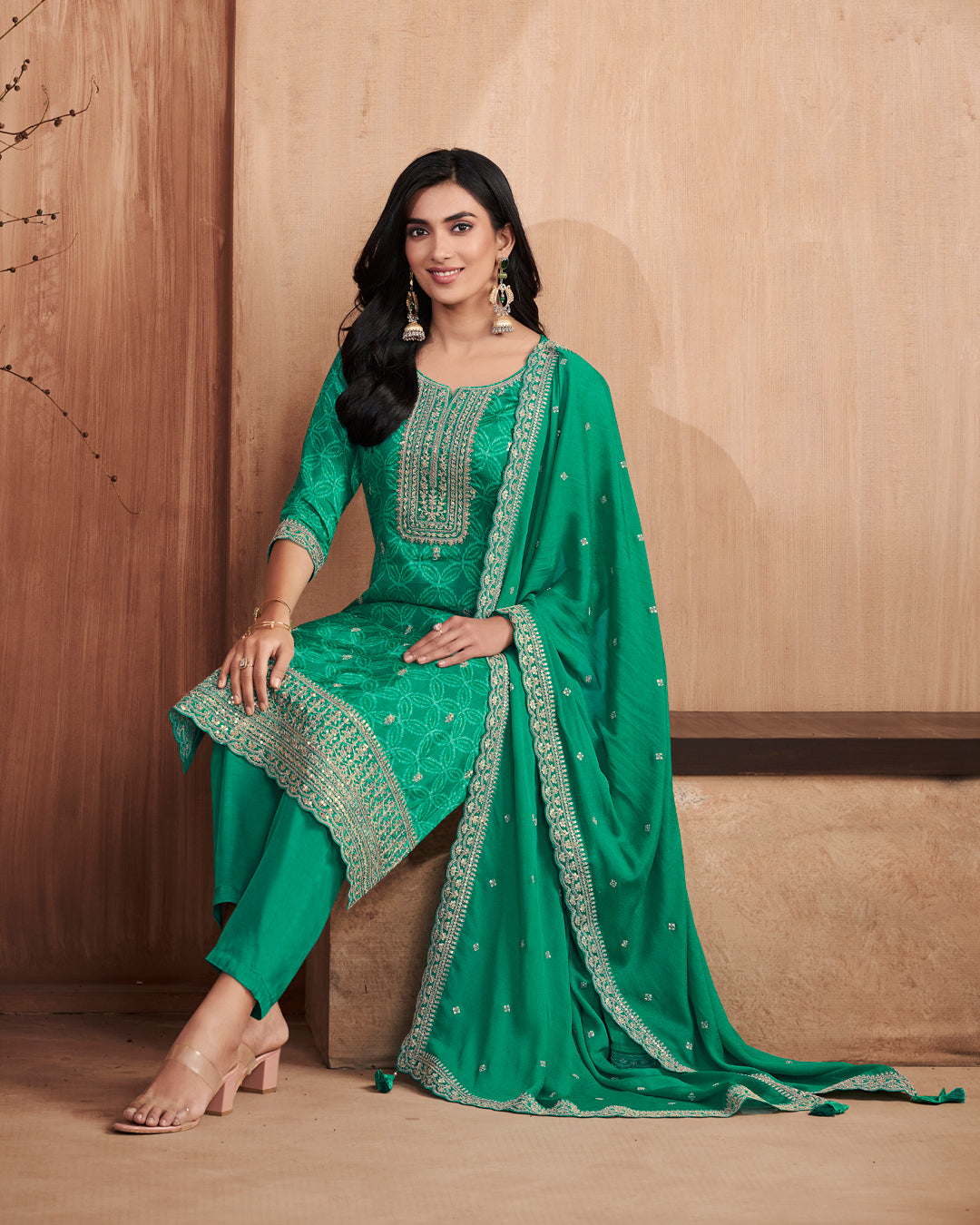 Emerald Regal Embellished Dola Silk Pant Set