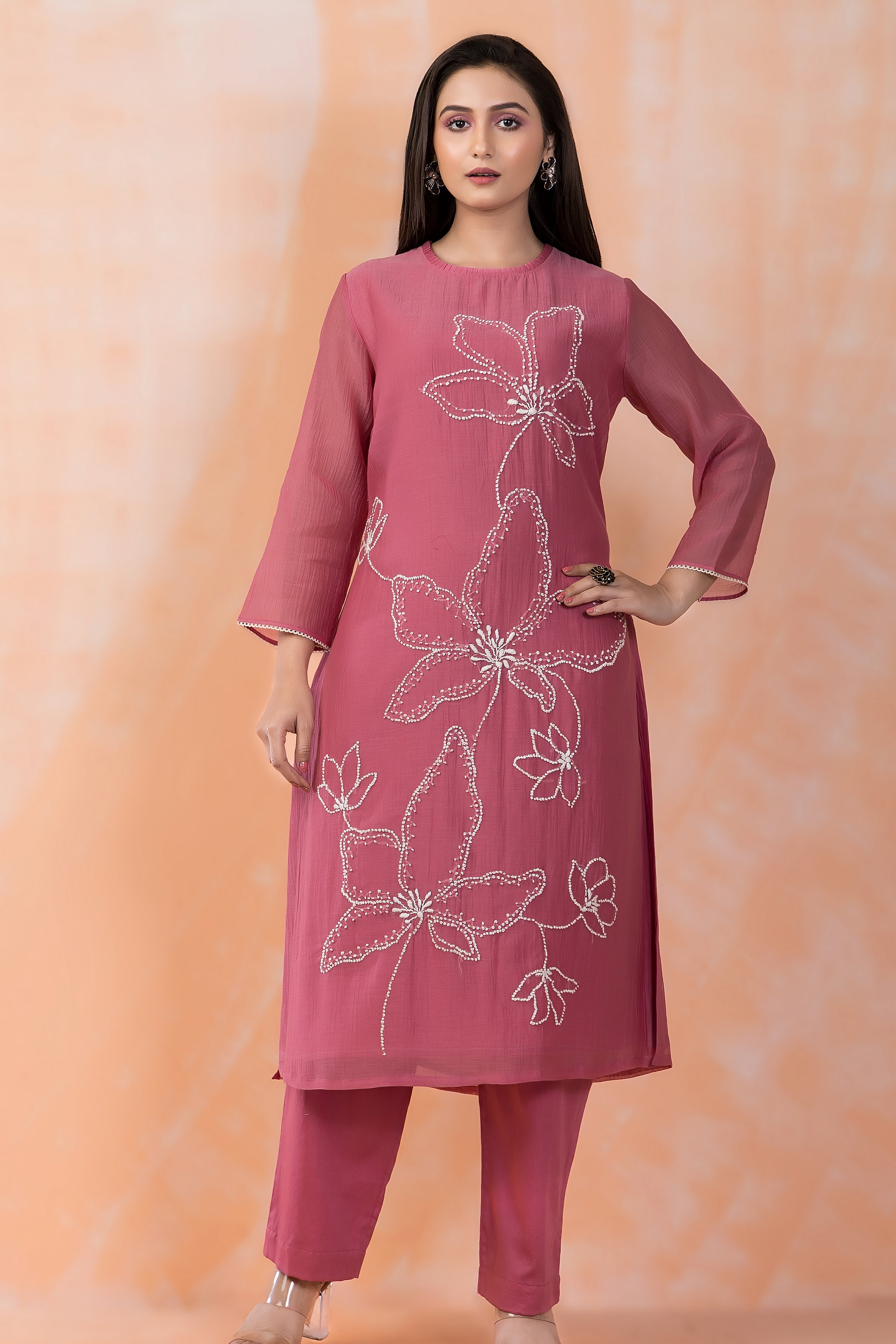 Rose Blossom Embroidered Chanderi Silk Kurta Set