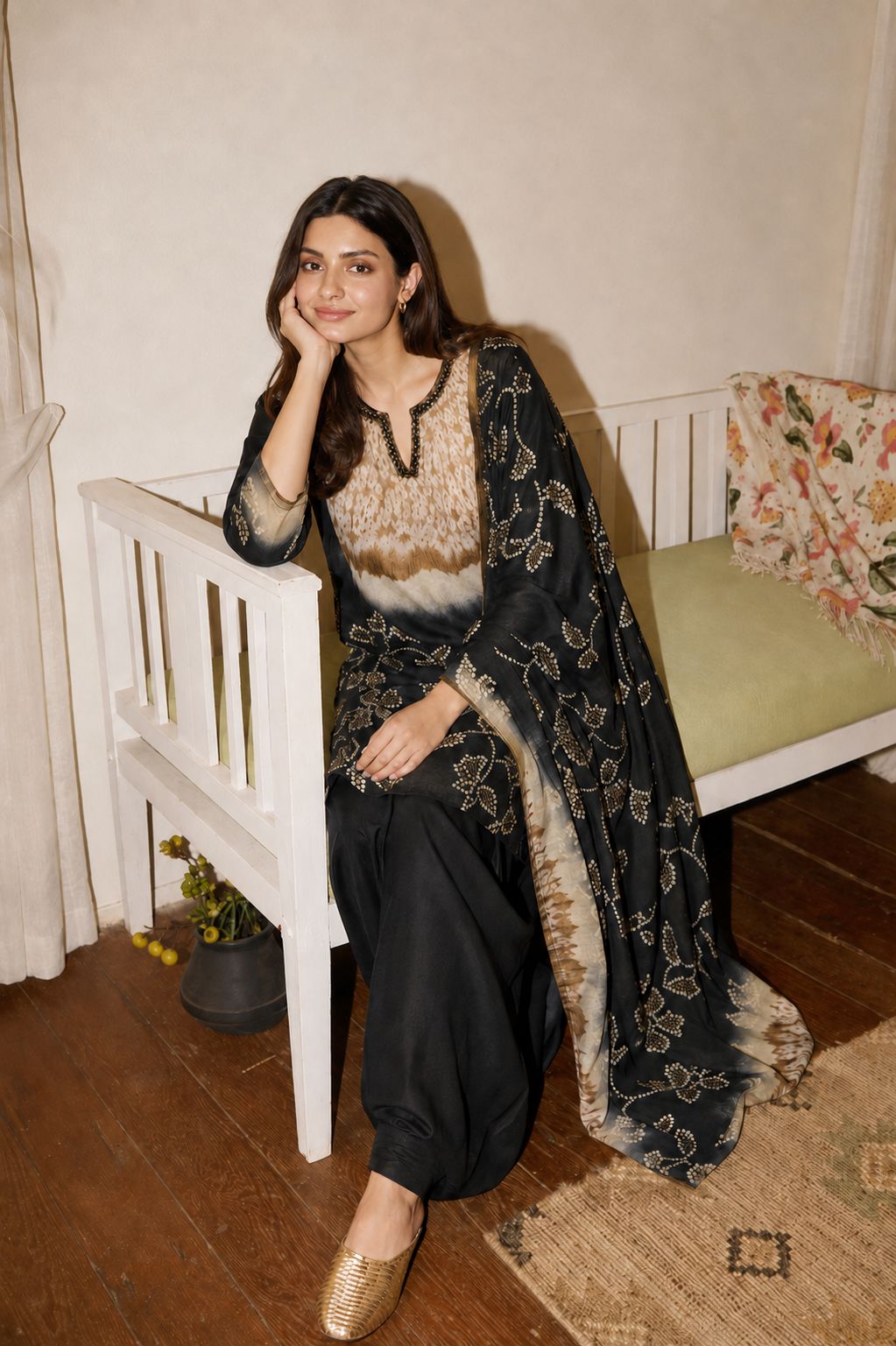 Onyx Printed Pure Crepe Silk Farshi Salwar Set