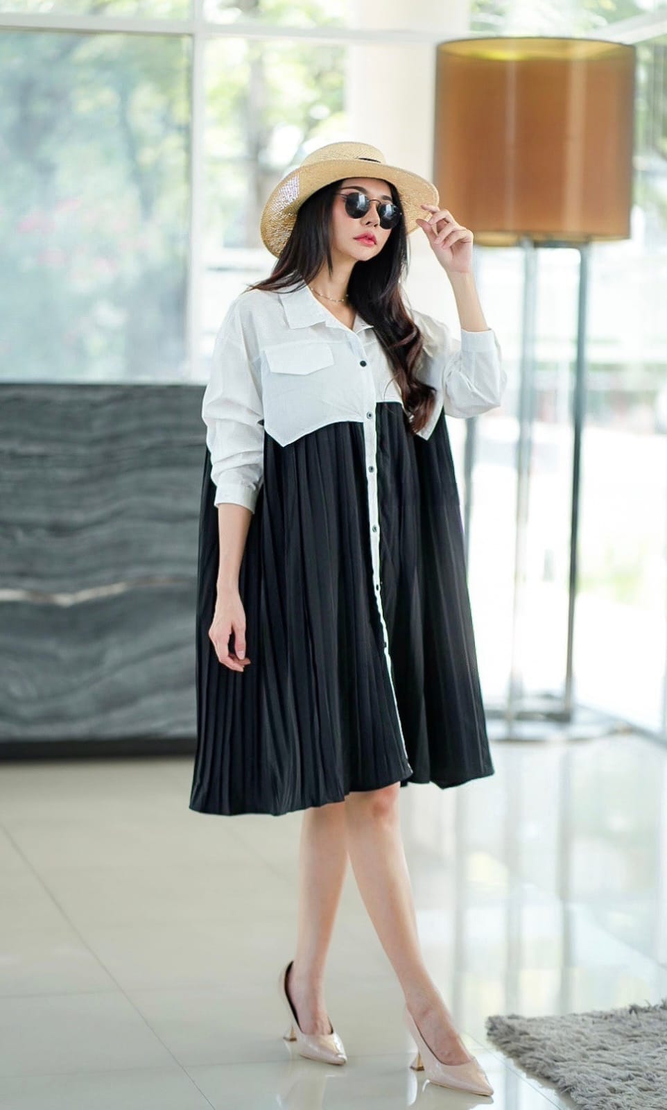 White & Black Fabric Blocking Tunic Dress