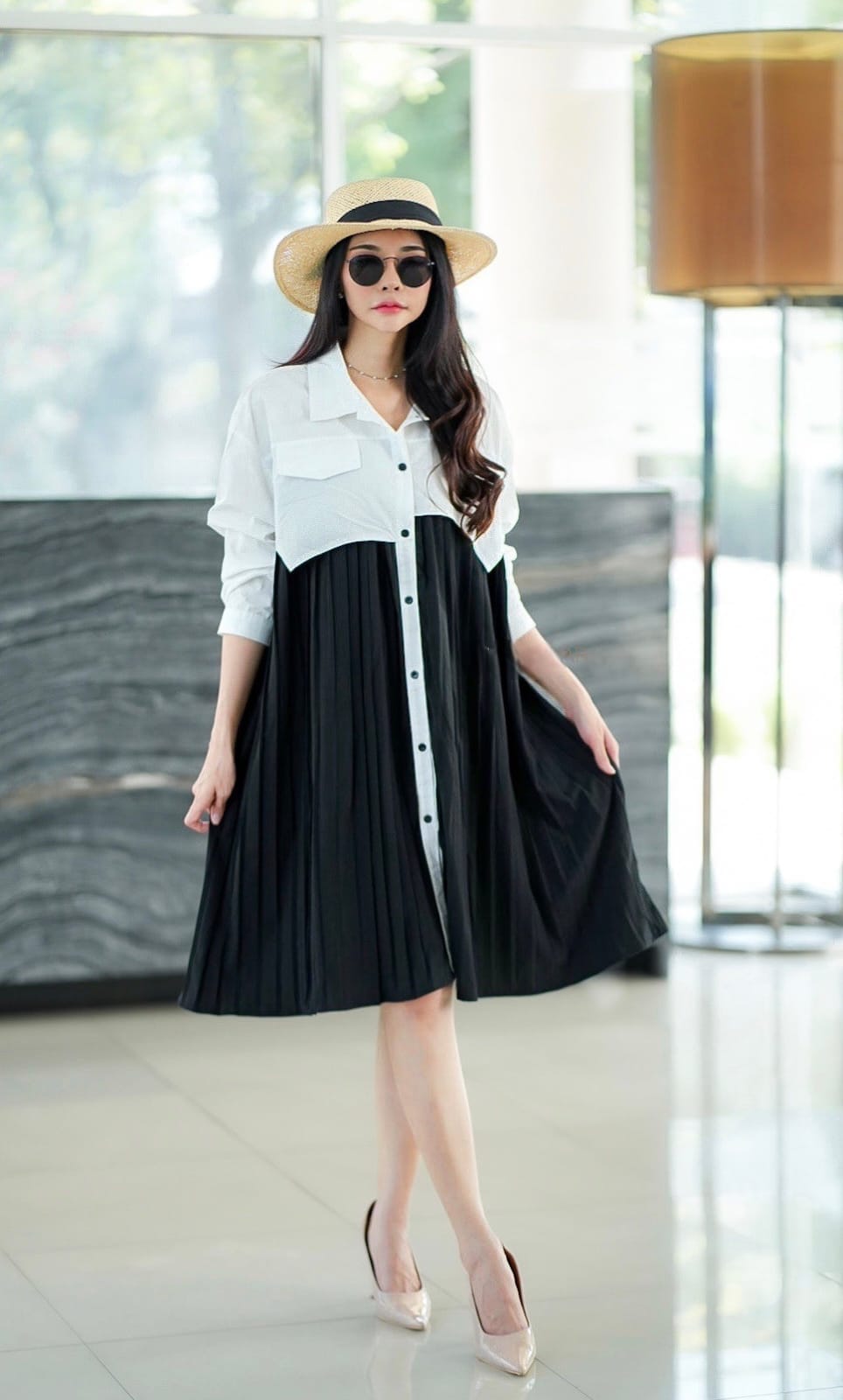 White & Black Fabric Blocking Tunic Dress