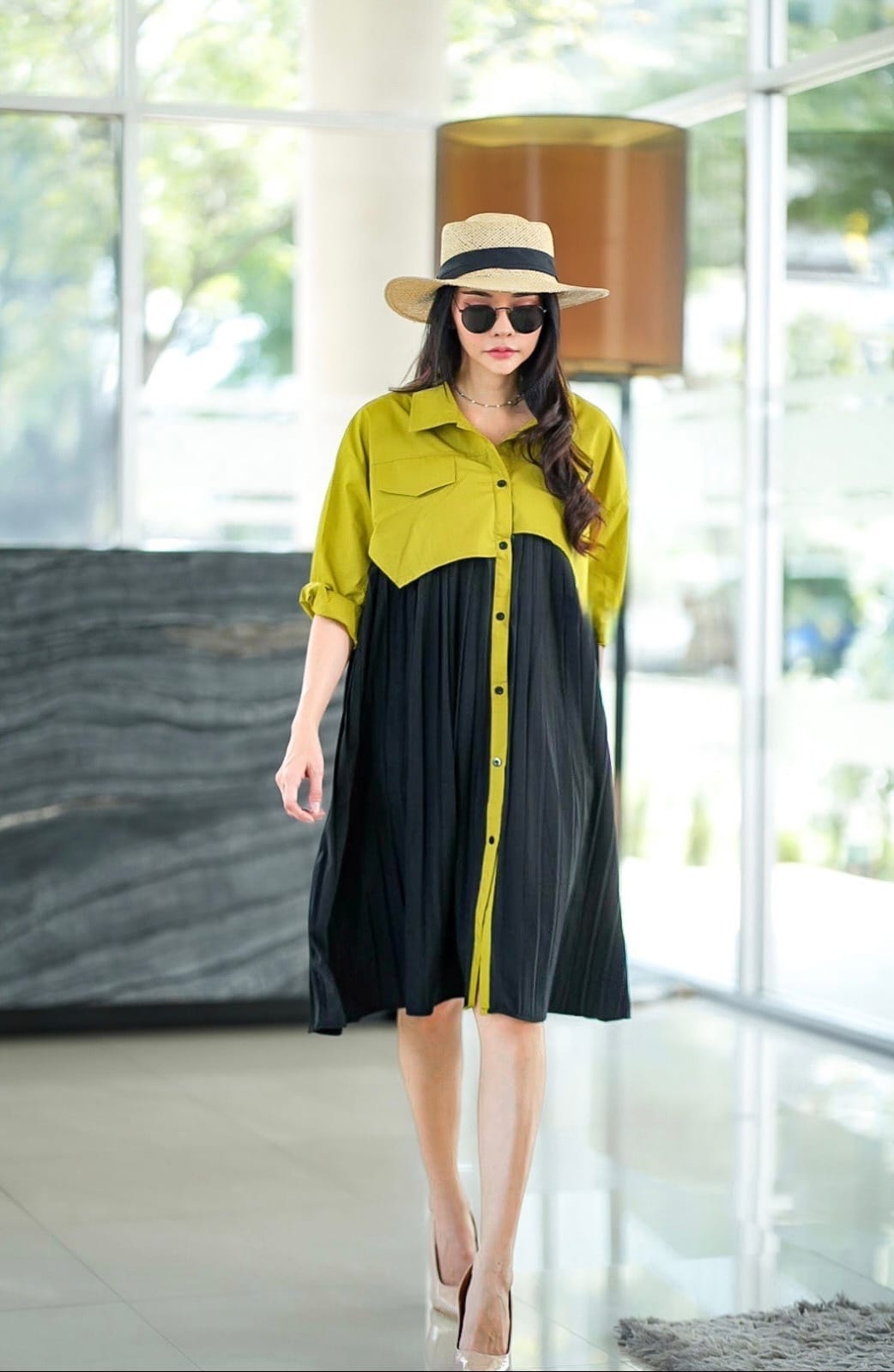 Pear Green & Black Fabric Blocking Tunic Dress