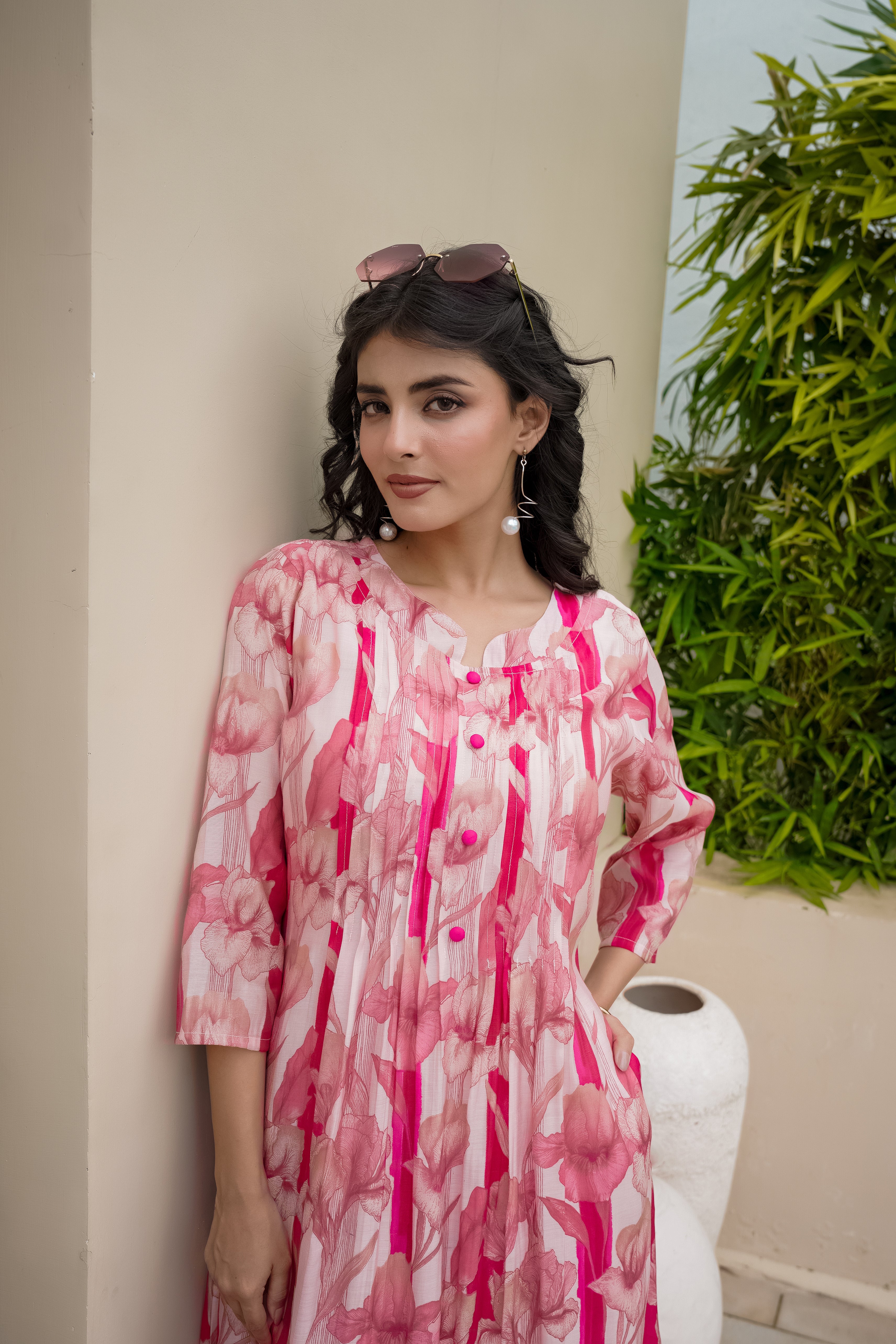 Rose Flora Printed Mul Chanderi Silk Kurta Set
