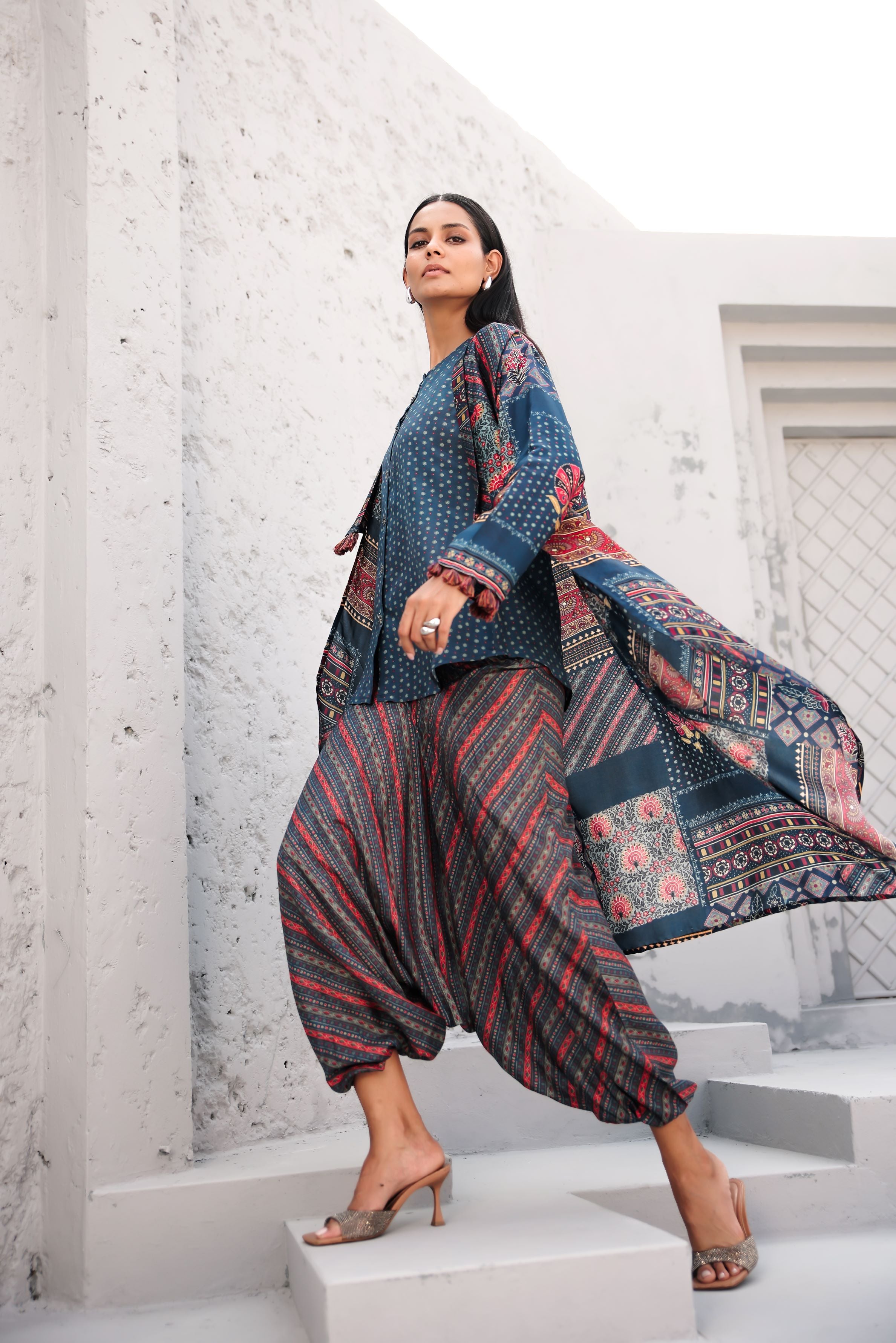 Blue Ethnic Printed Spanish Silk Cape Set