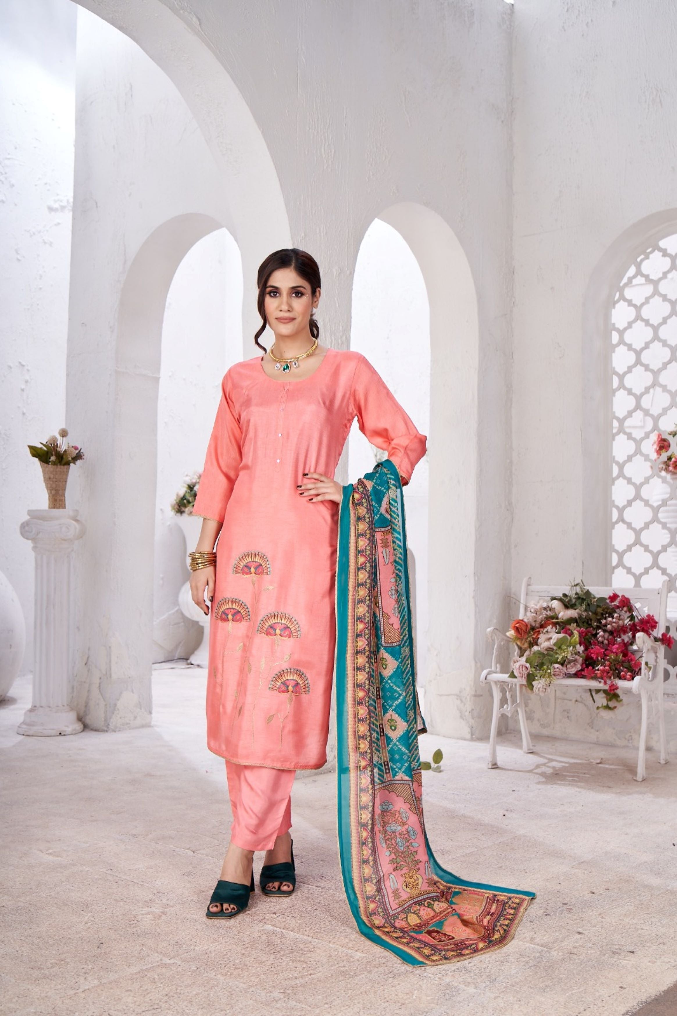 Soft Pink Embellished Crepe Silk Kurta Pant Set