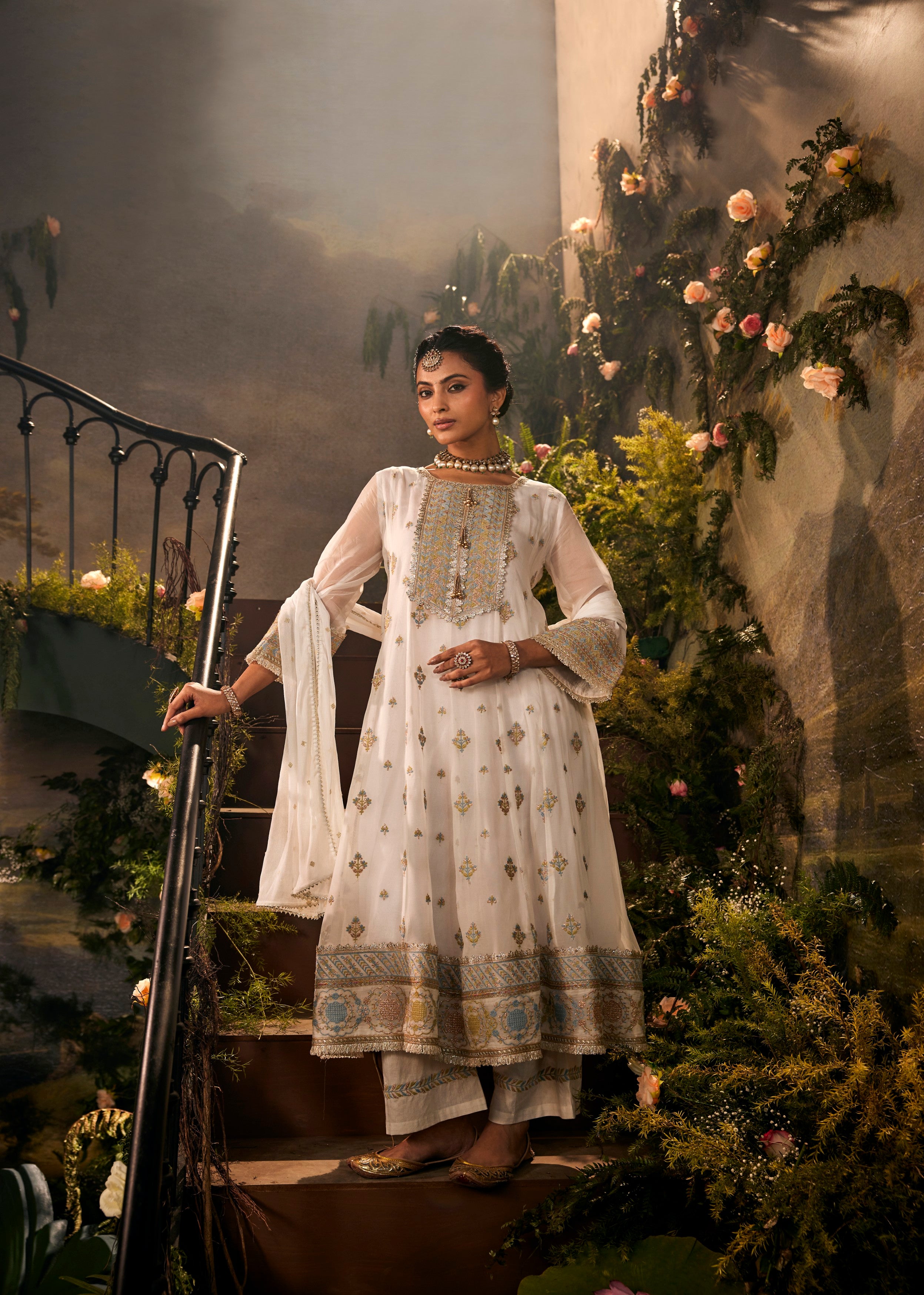 Noor-e-Nazakat Embellished Crepe Silk Anarkali Set