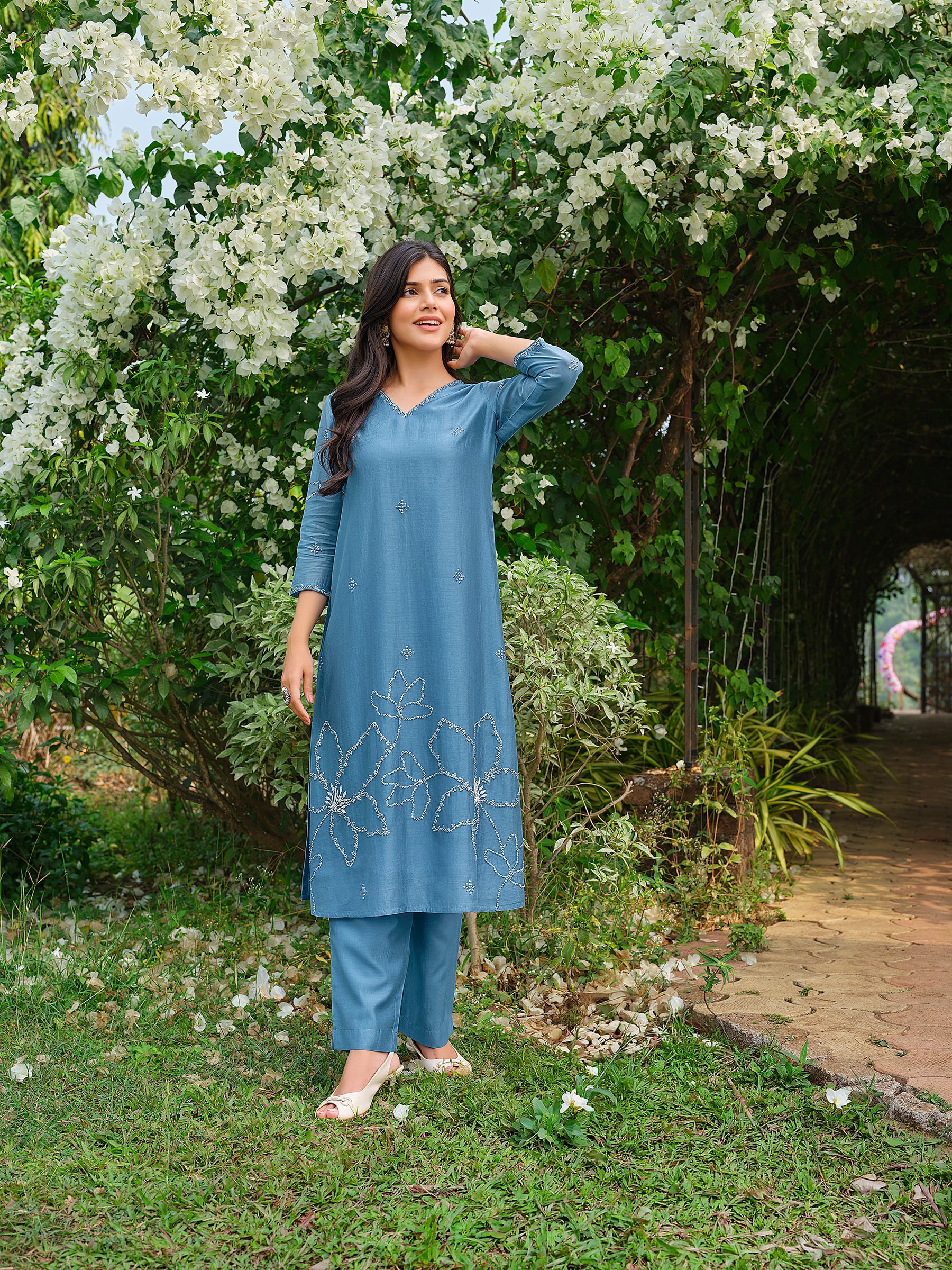 Dusty Blue Floral Embroidered Chanderi Silk Kurta Set