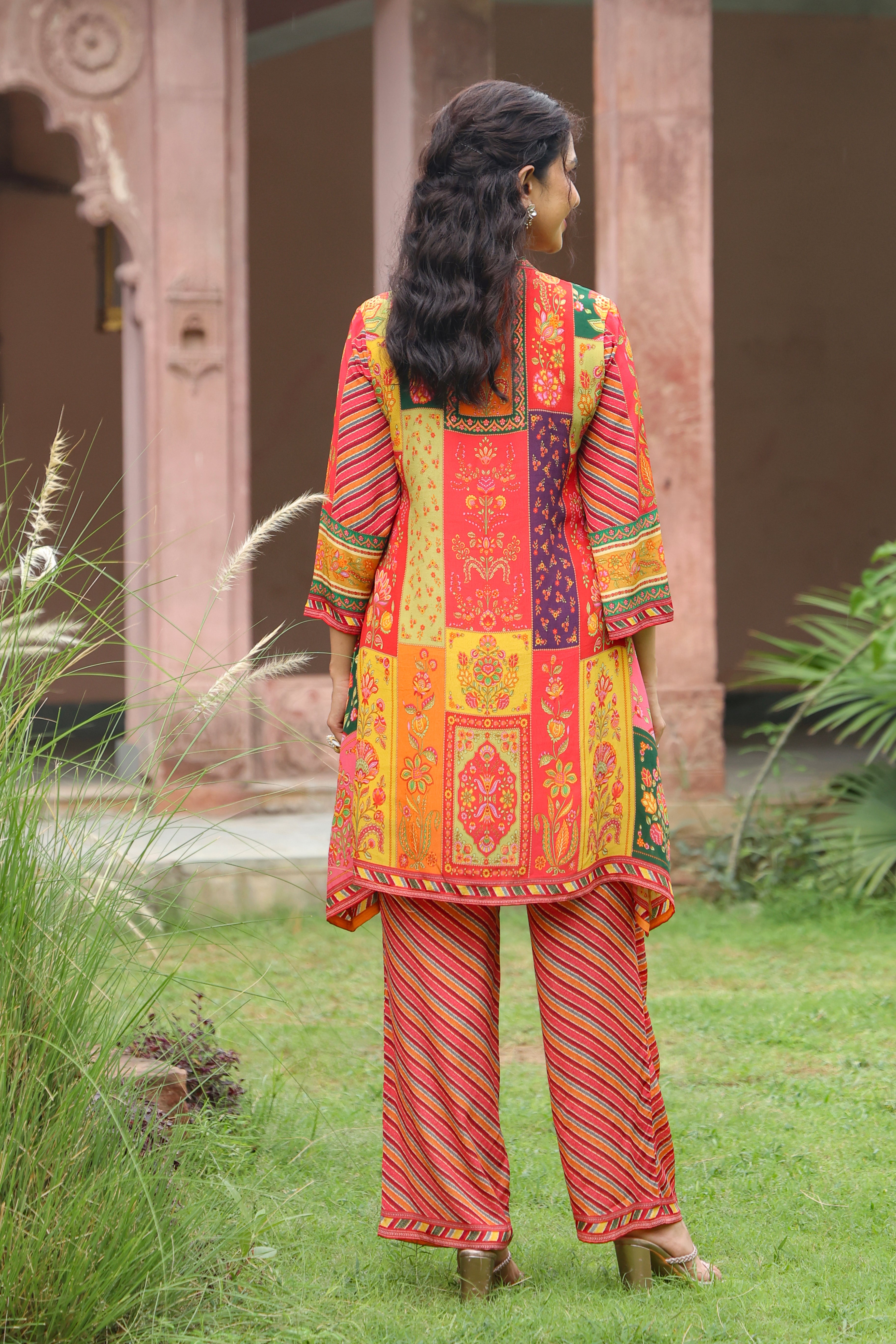 Vibrant Fiesta Printed Crepe Silk Kurta Set