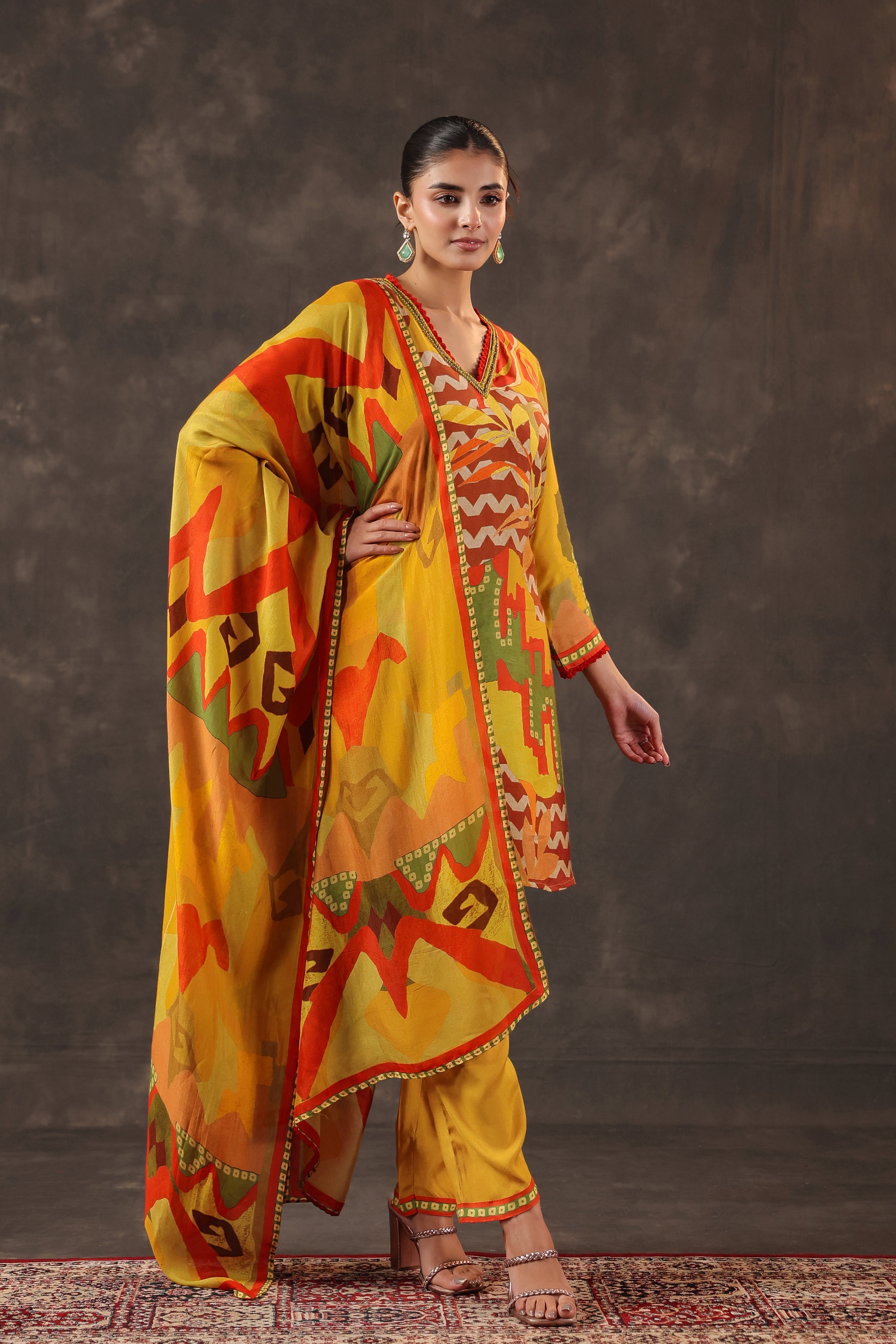 Yellow Mellow Printed Muslin Silk Pant Set