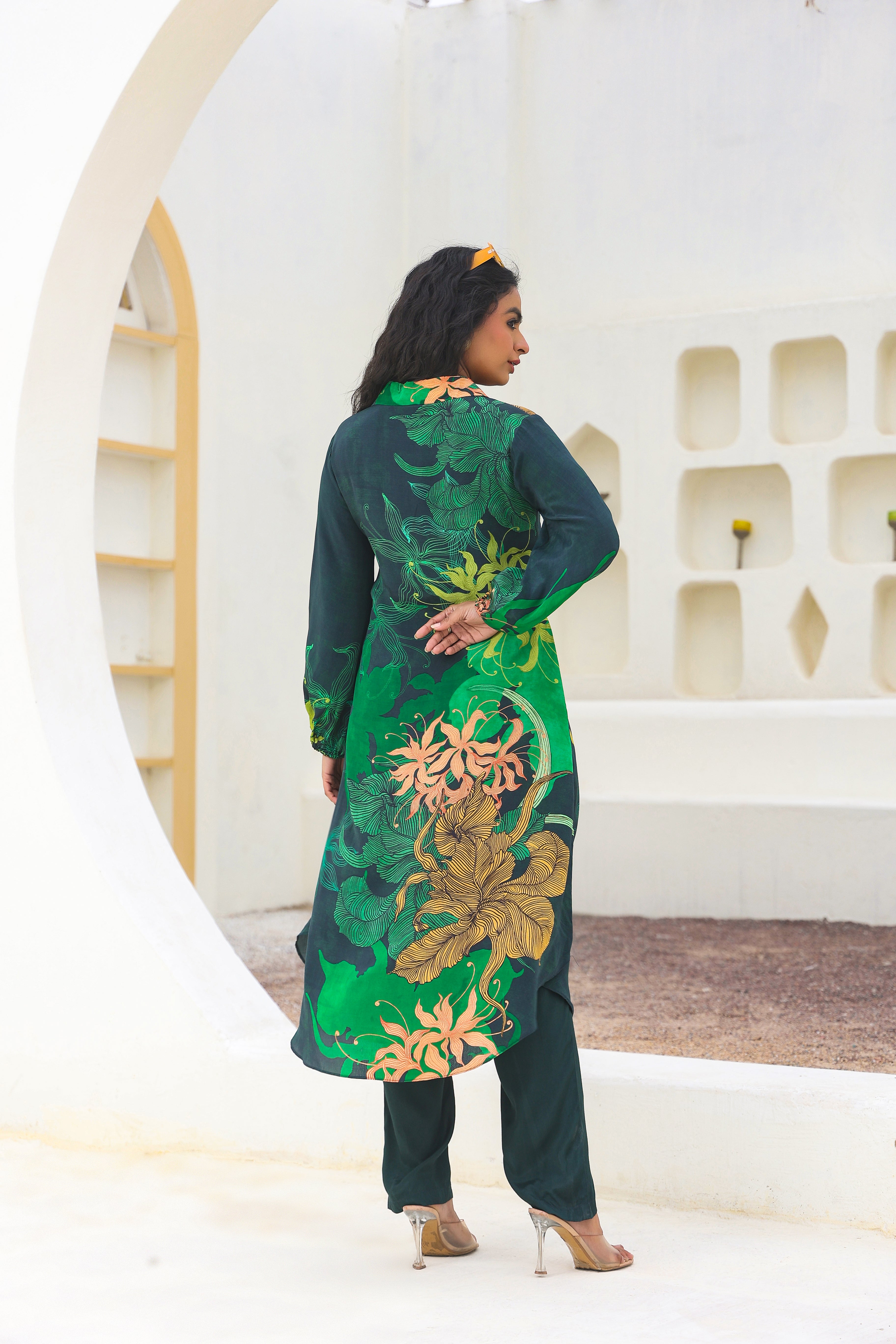 Emerald Floral Printed Crepe Silk Kurta Pants Set