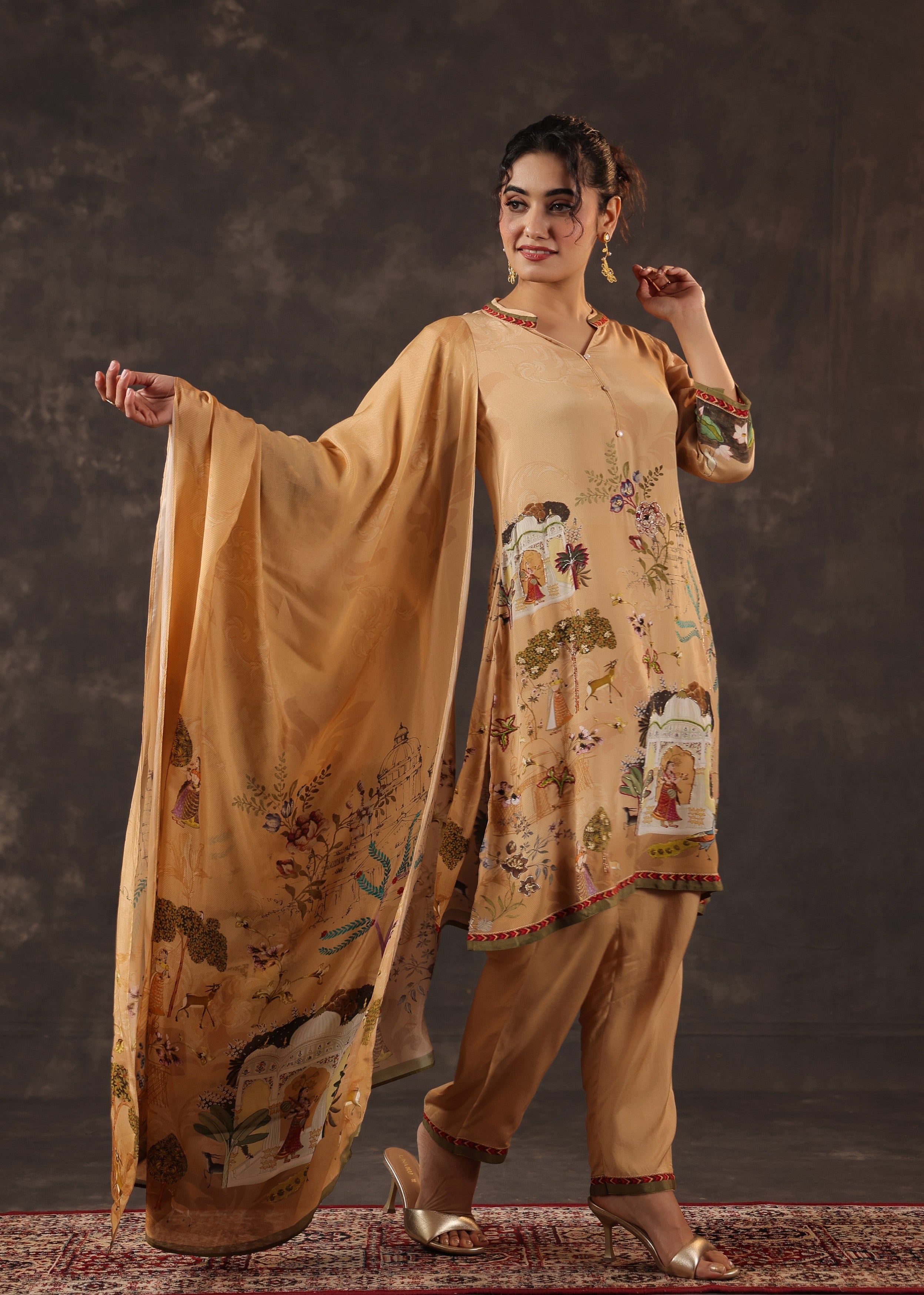 Creamy Oat Printed Crepe Silk Pant Set